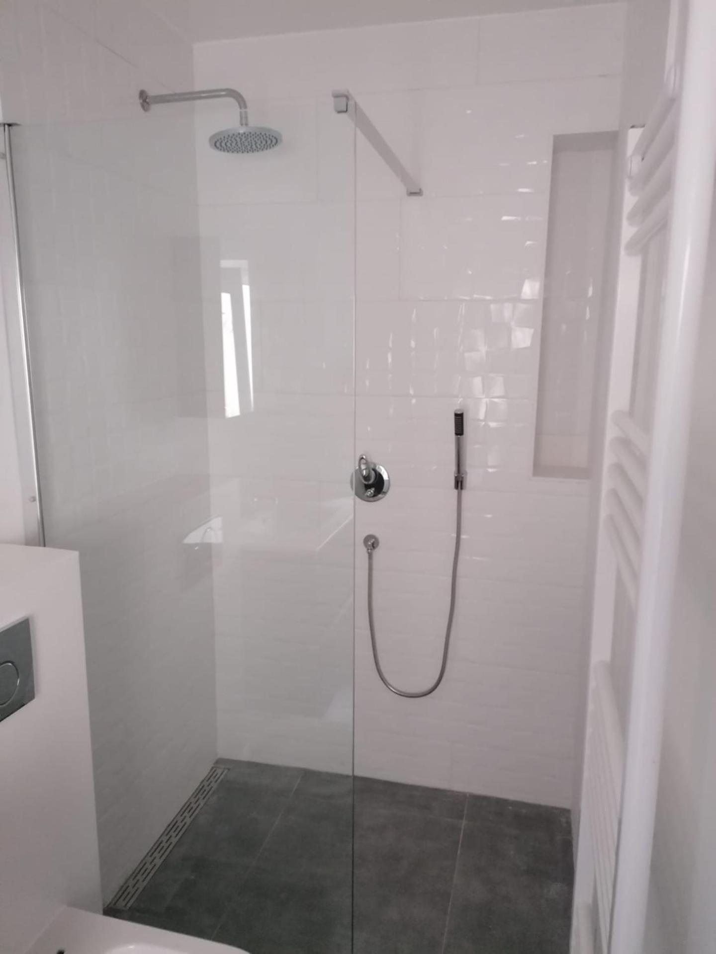 Stay in maison de metre in Etterbeek