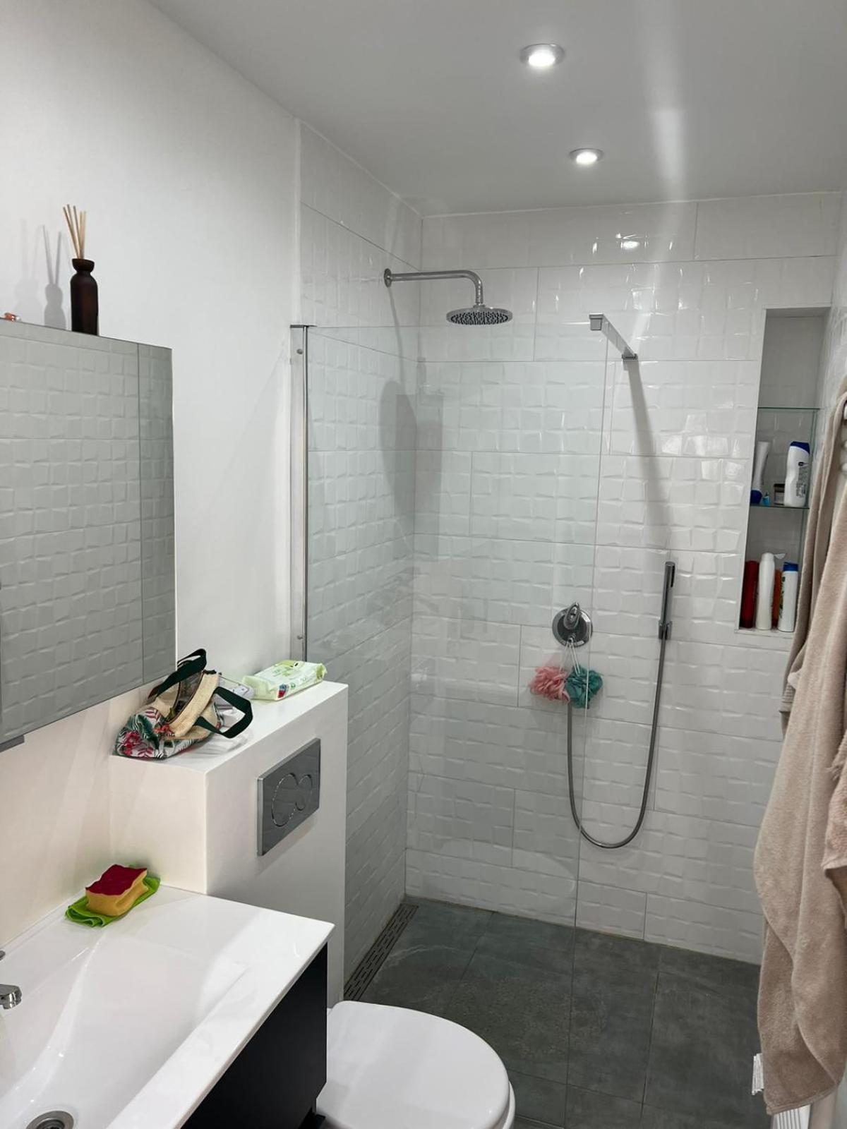 Stay in maison de metre in Etterbeek