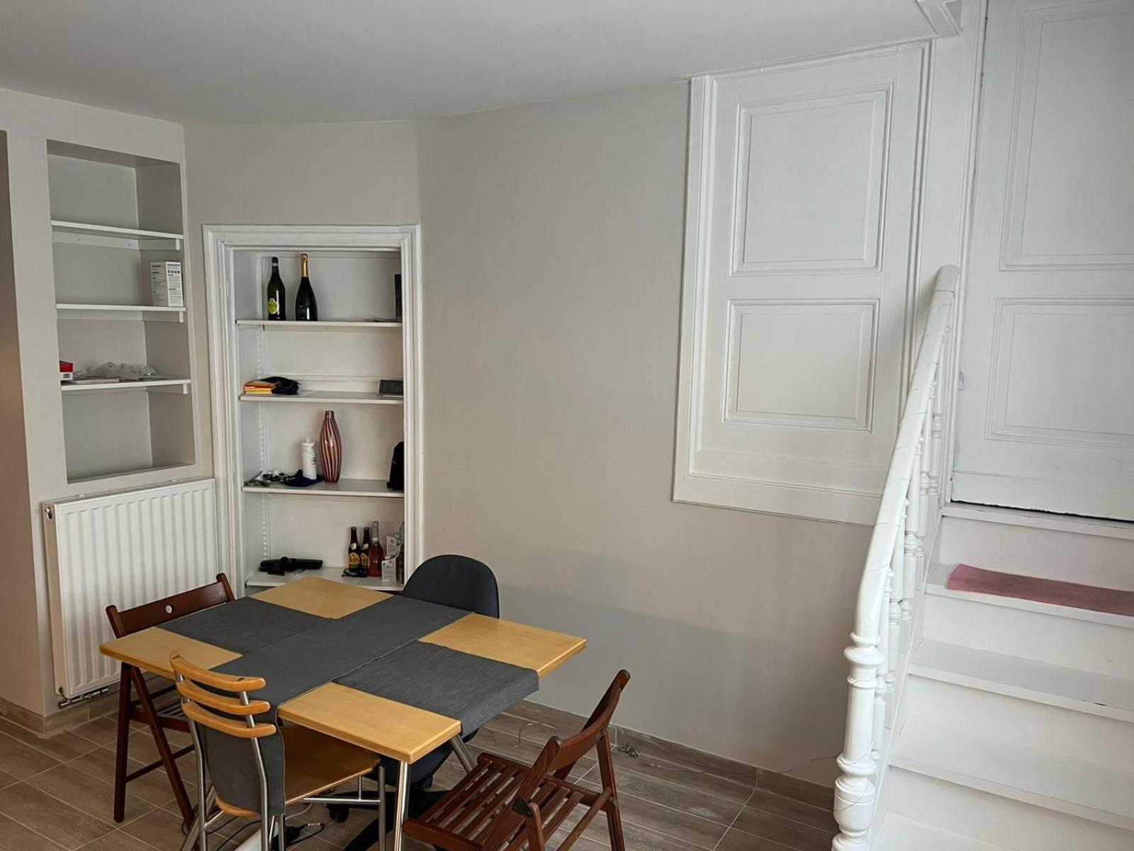 Stay in maison de metre in Etterbeek