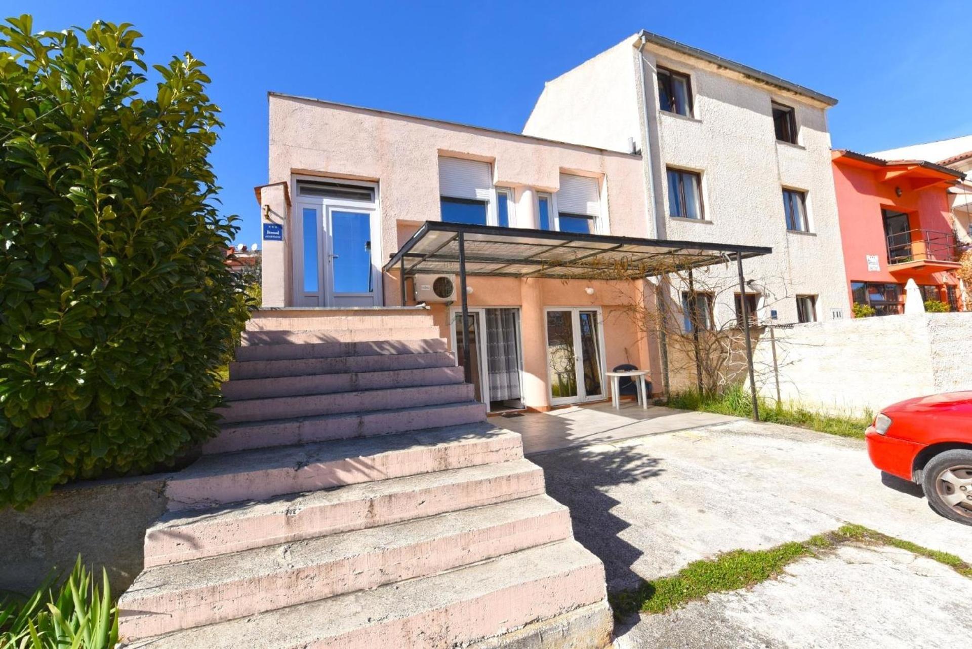 Ferienwohnung für 6 Personen ca 70 qm in Pula, Istrien Istrische Riviera - b60880 view 2