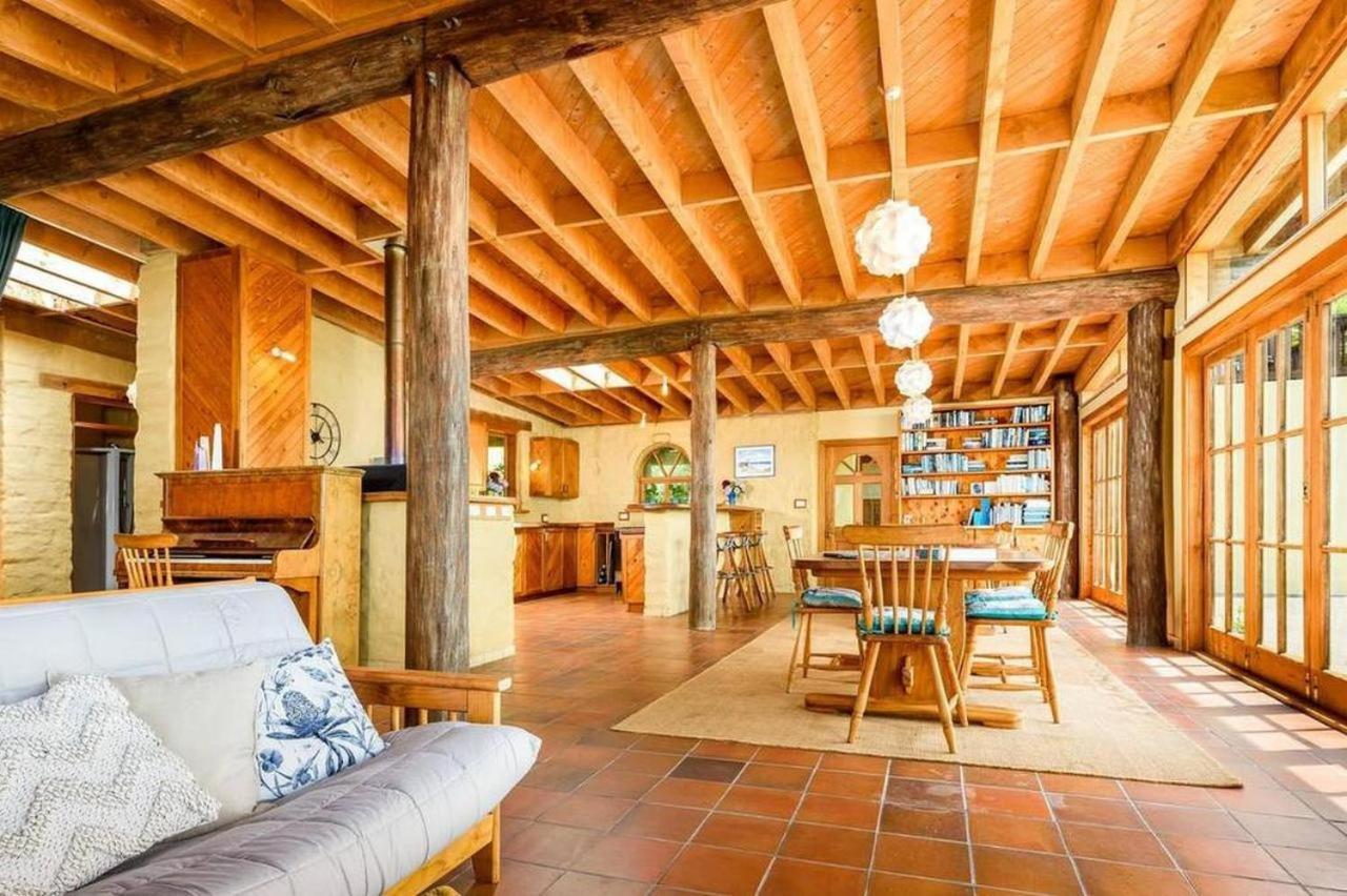 Whare Aroha: Retreat to Wellness