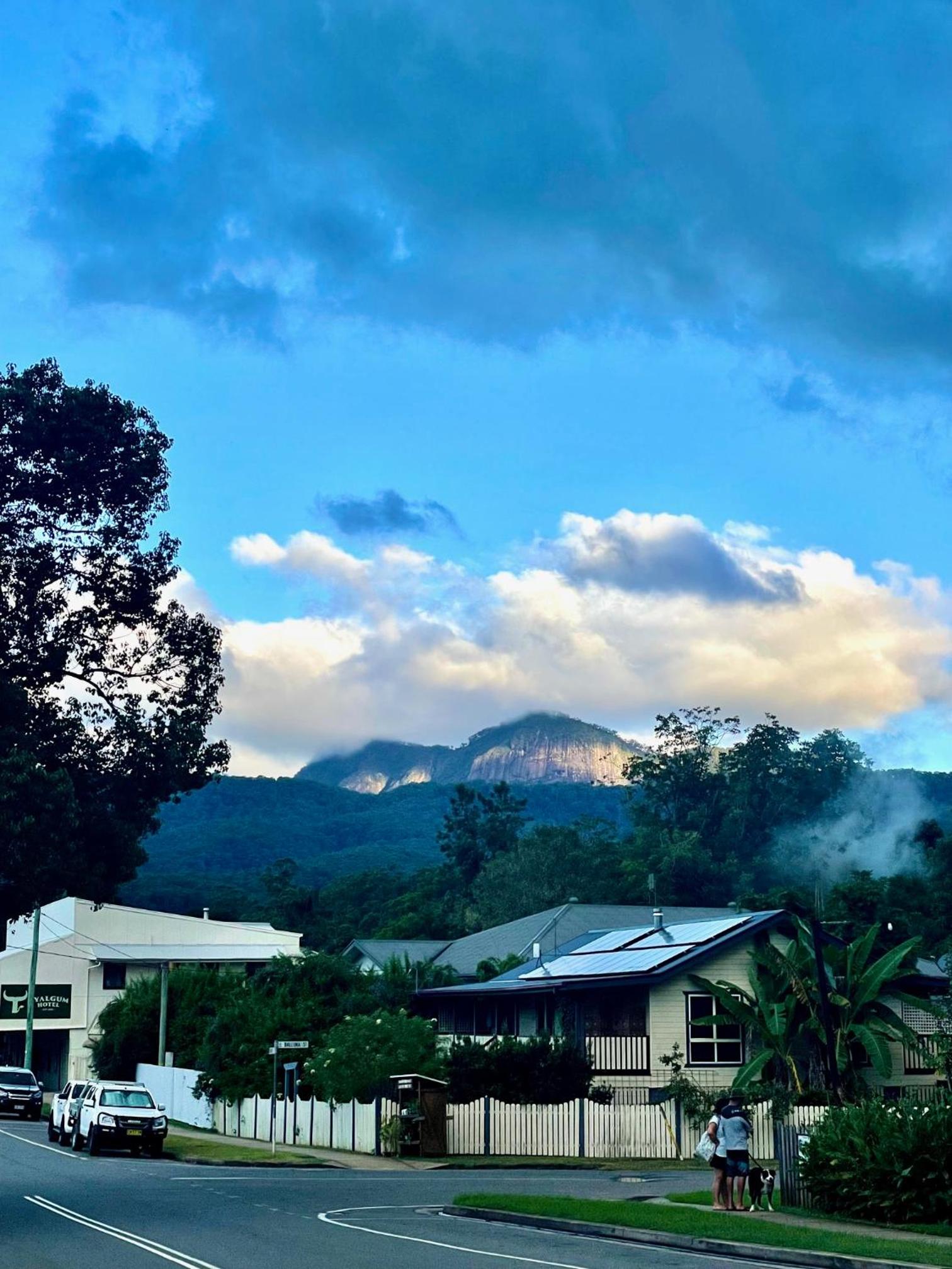 Celestial Dew 4br House in the Heart of Tyalgum