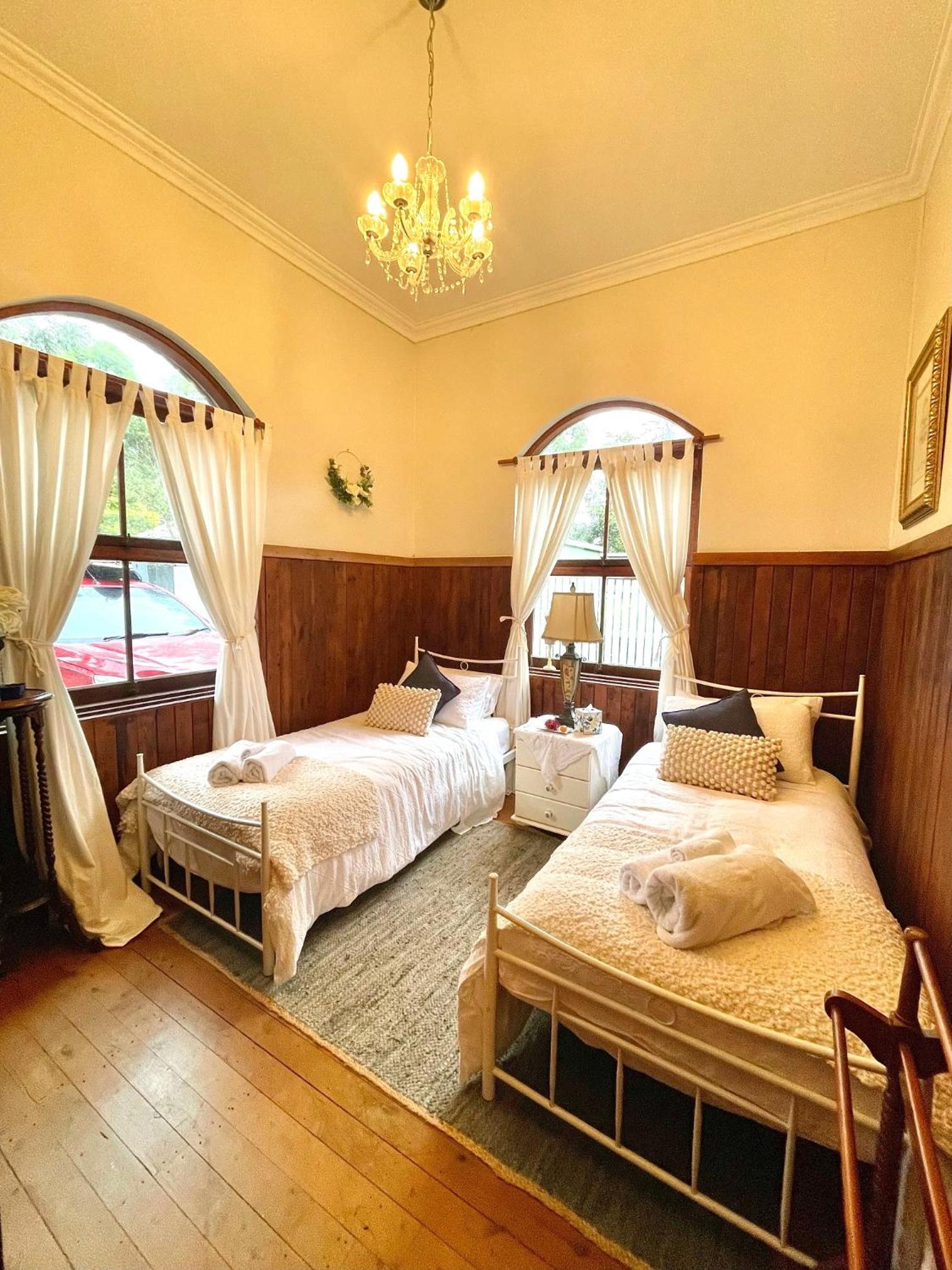 Celestial Dew 4br House in the Heart of Tyalgum