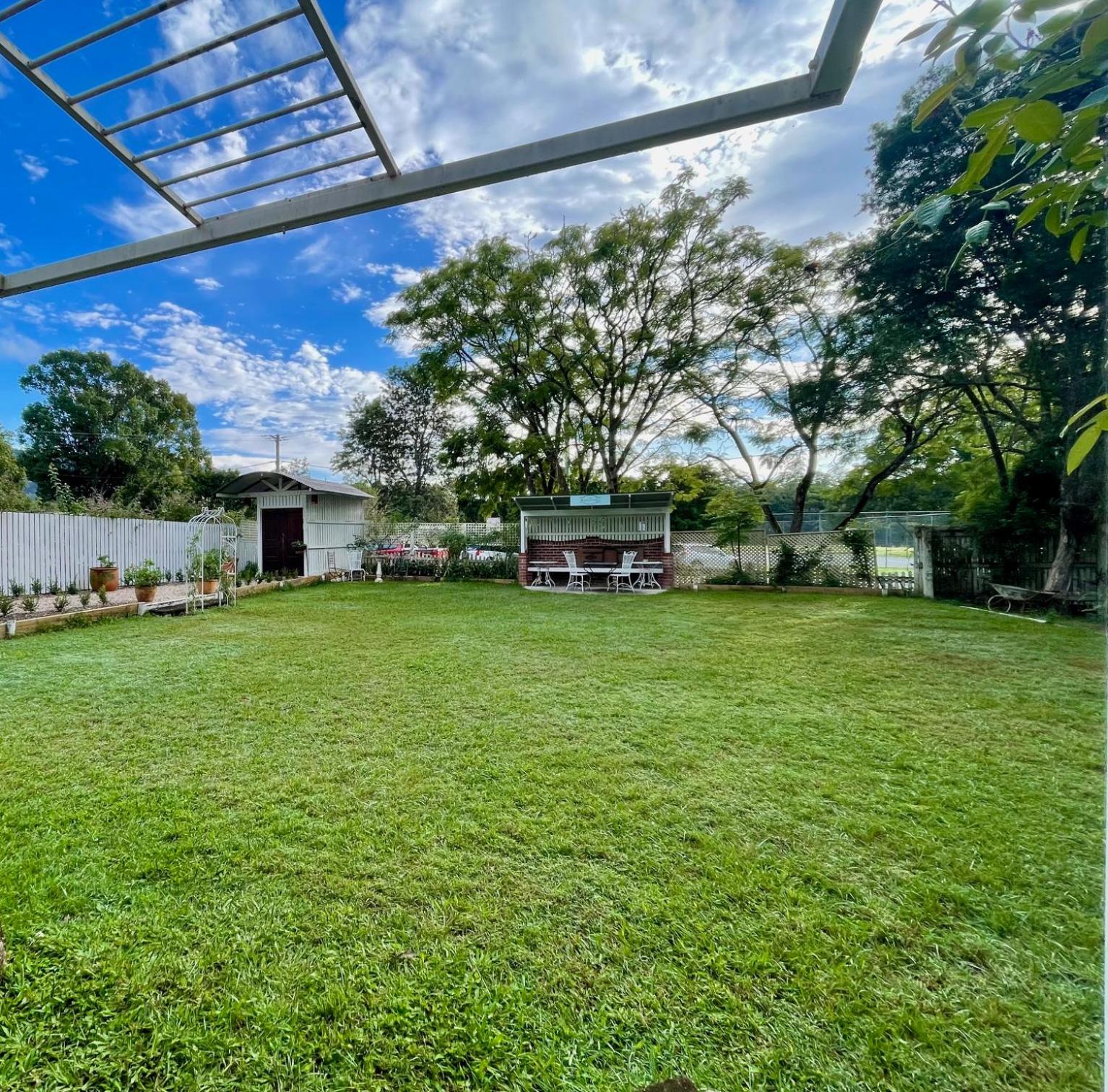 Celestial Dew 4br House in the Heart of Tyalgum