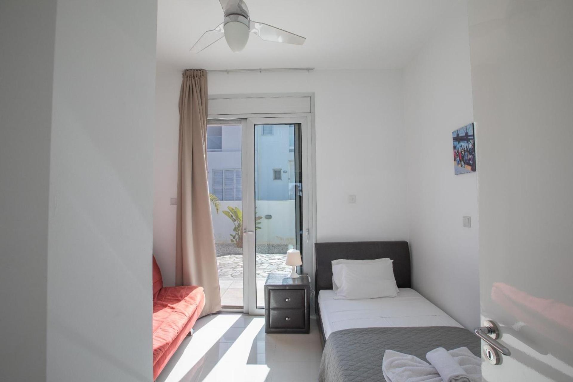 Ferienhaus mit Privatpool für 11 Personen ca 300 qm in Protaras, Südküste von Zypern