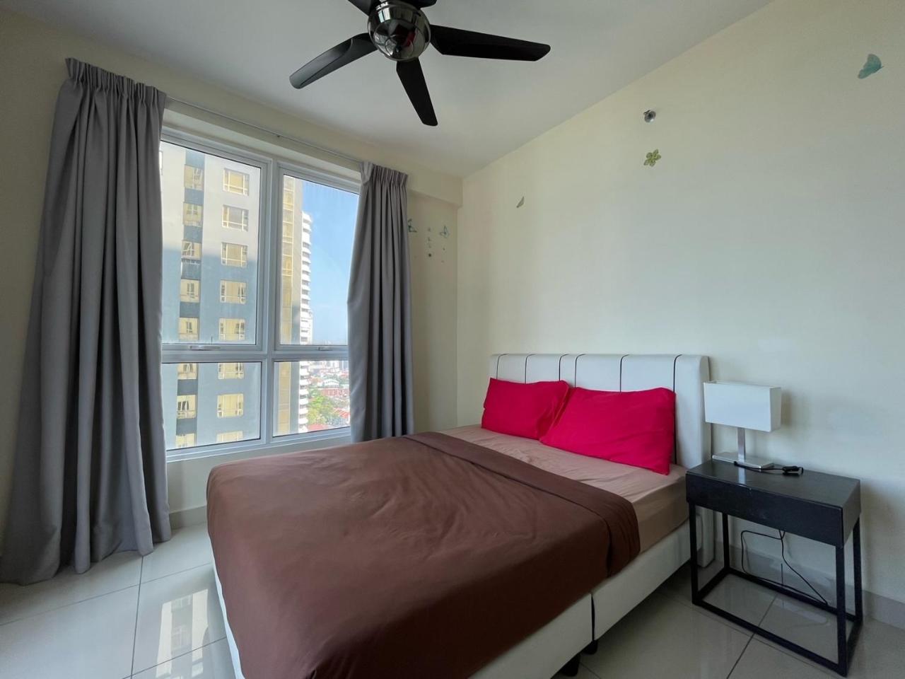 Mansion One Suites Penang By AuroraHomes photo 3