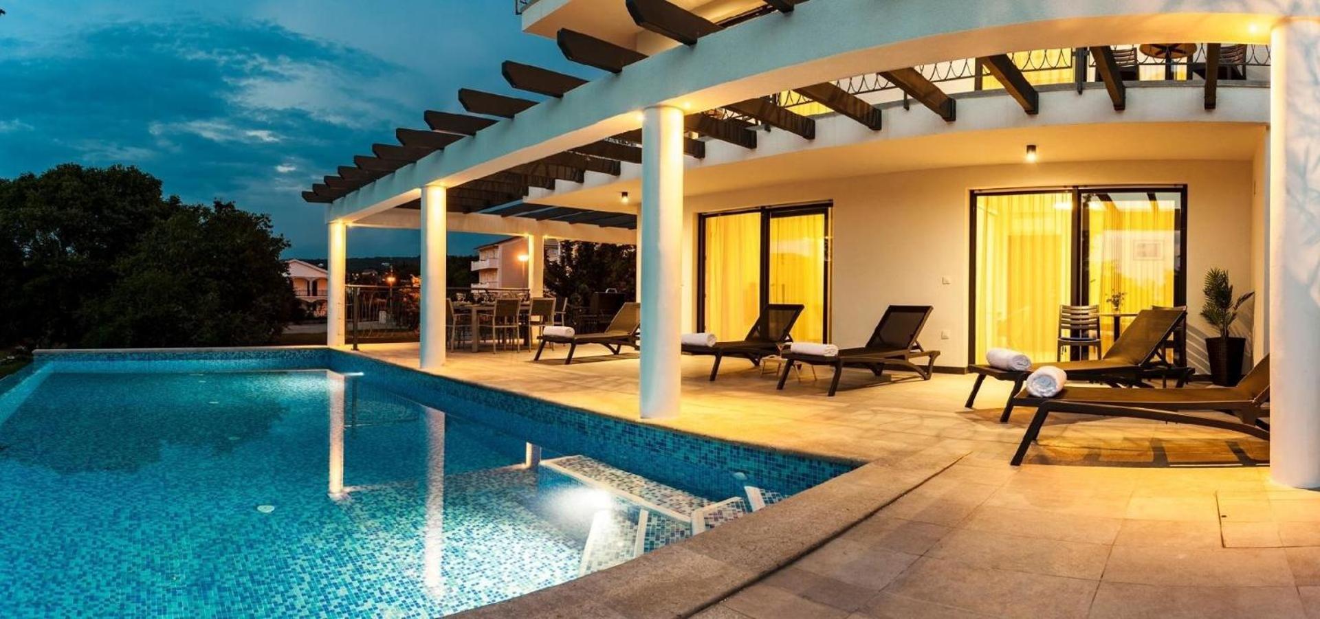 Ferienhaus mit Privatpool für 8 Personen ca 234 qm in Malinska, Kvarner Bucht Krk view 5