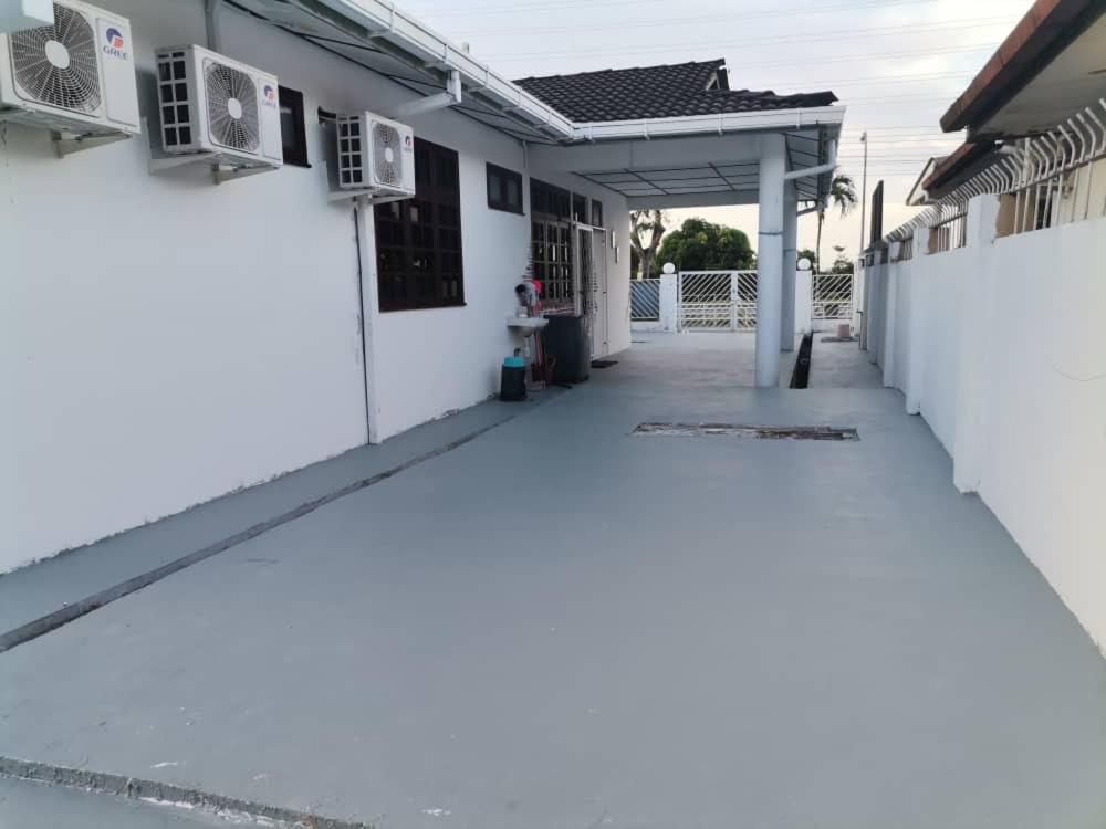 Natol Homestay - Venice Samajaya Tabuan Tranquility Township view 4
