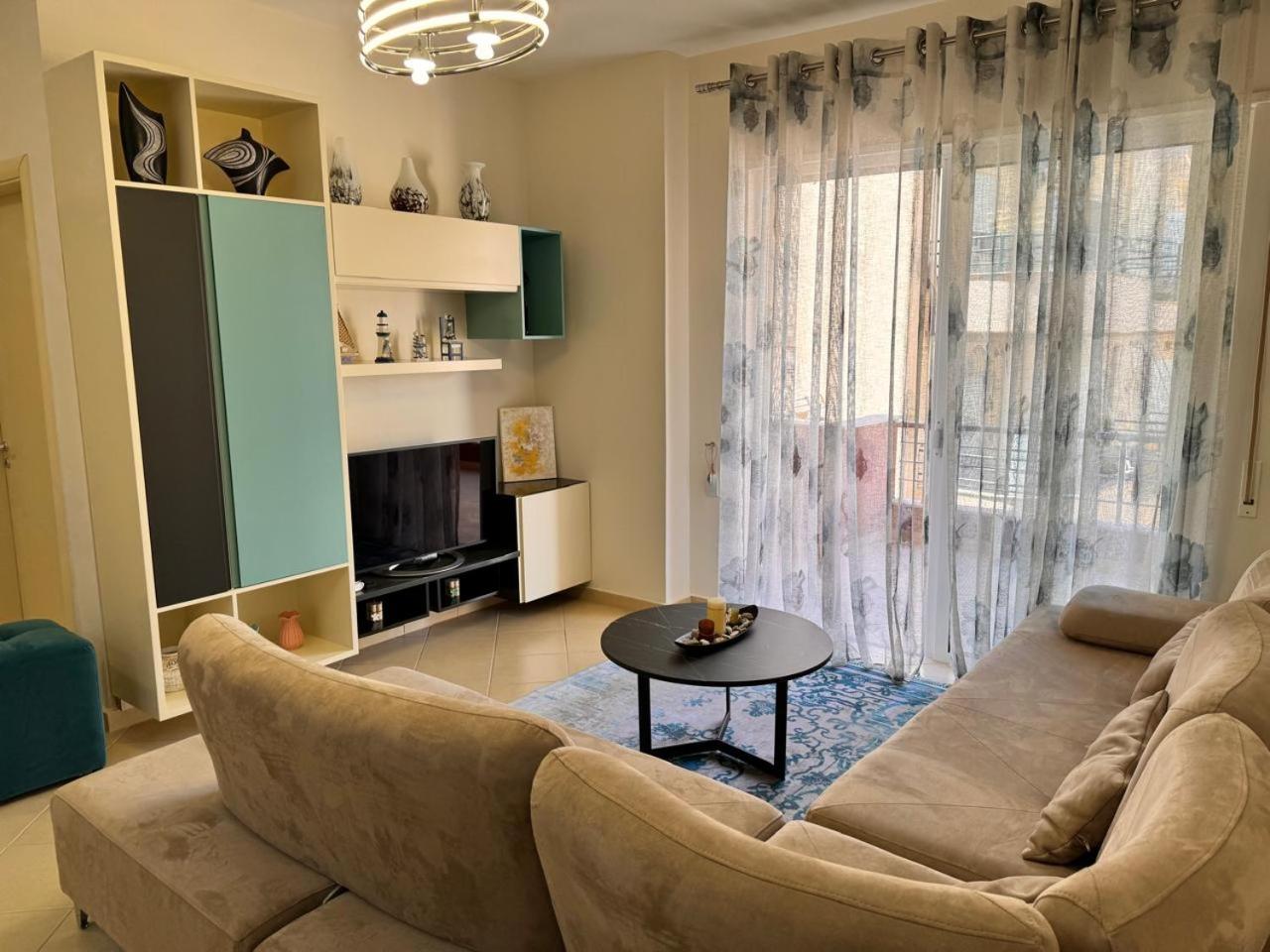 ZaYoM Apartment