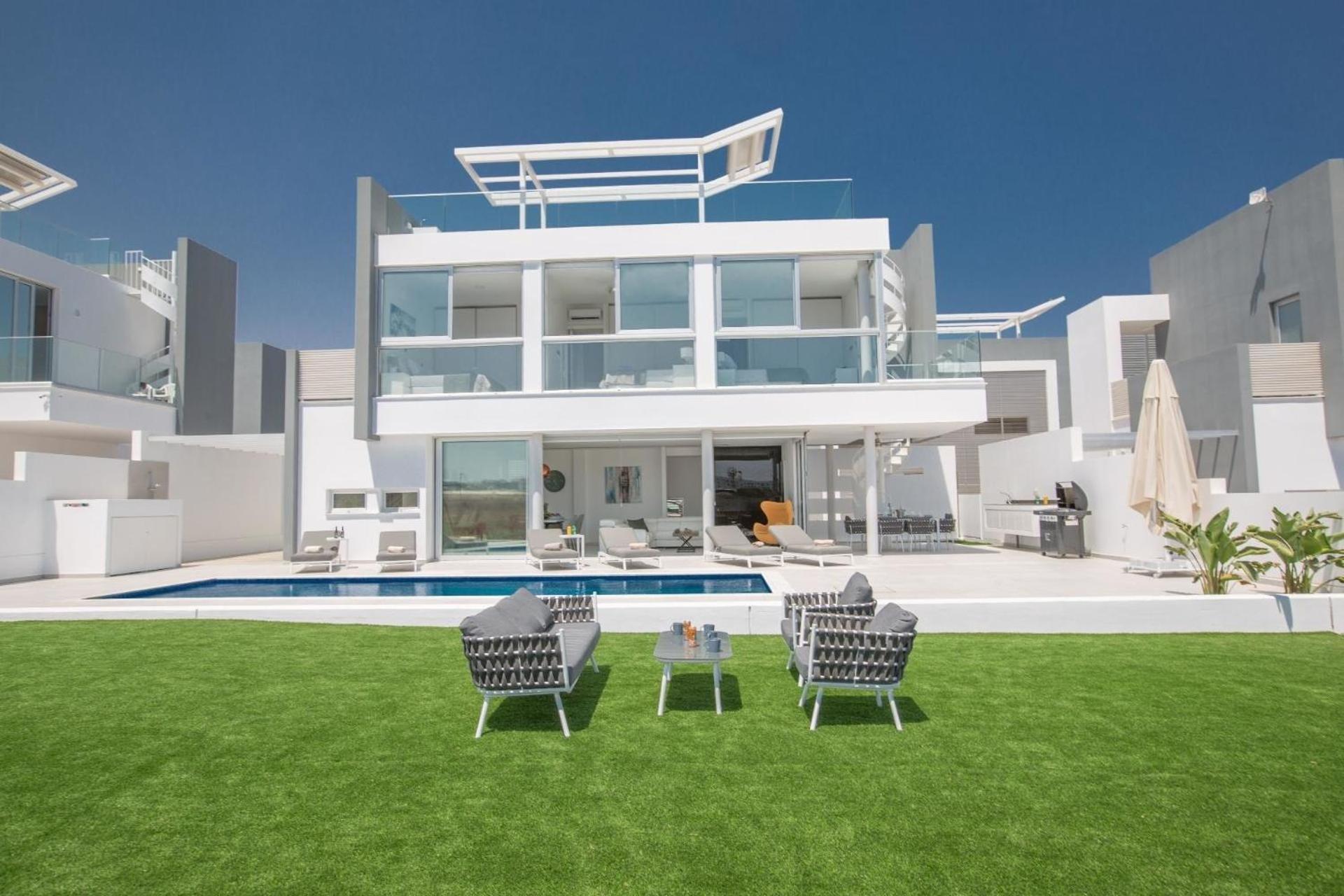 Ferienhaus mit Privatpool für 8 Personen ca 130 qm in Pernera, Südküste von Zypern