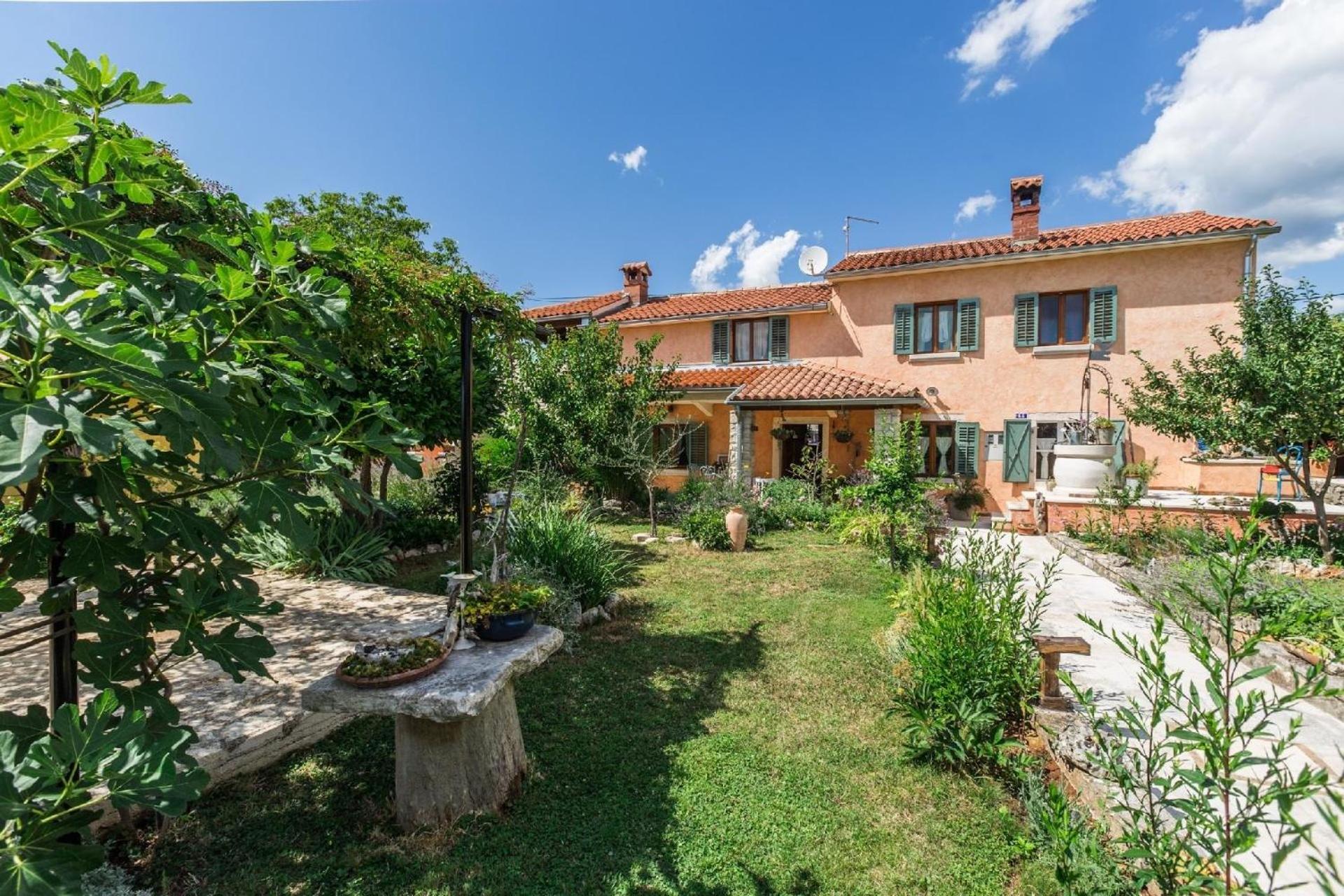 Ferienhaus mit Privatpool für 6 Personen ca 140 qm in Svetvincenat, Istrien Binnenland von Istrien