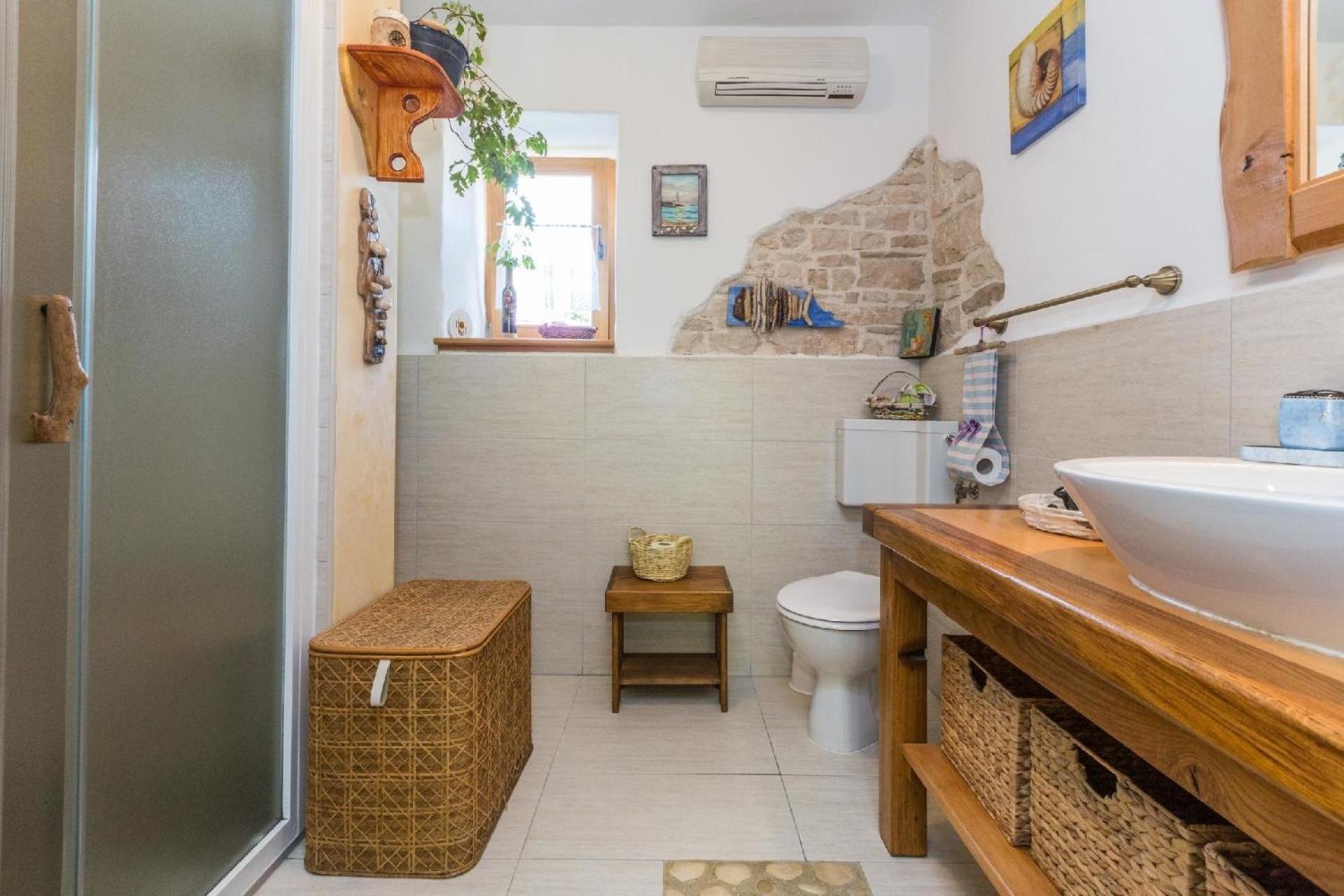 Ferienhaus mit Privatpool für 6 Personen ca 140 qm in Svetvincenat, Istrien Binnenland von Istrien