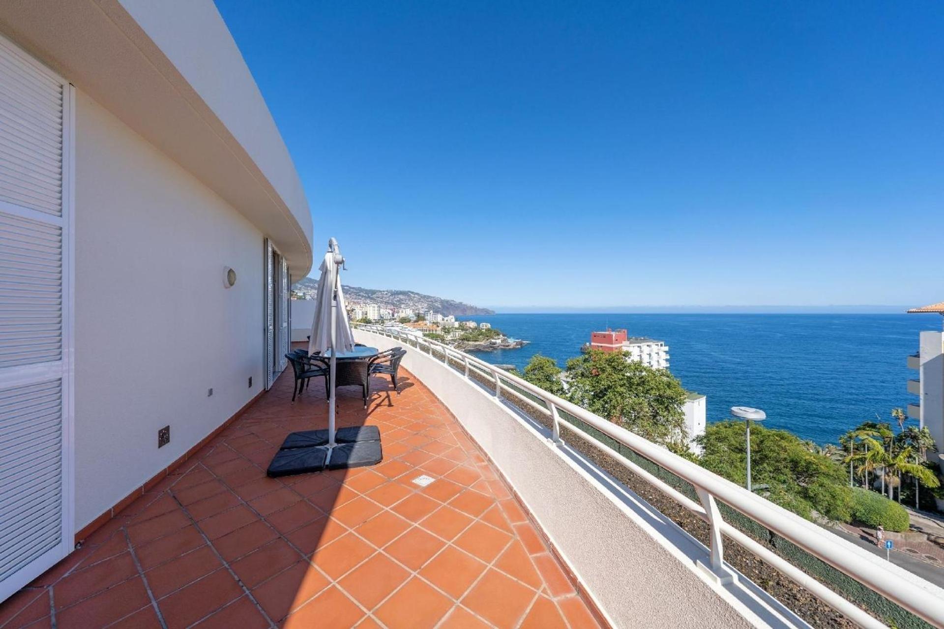 Ferienwohnung für 6 Personen ca 110 qm in So Martinho, Madeira Funchal und Umgebung view 3