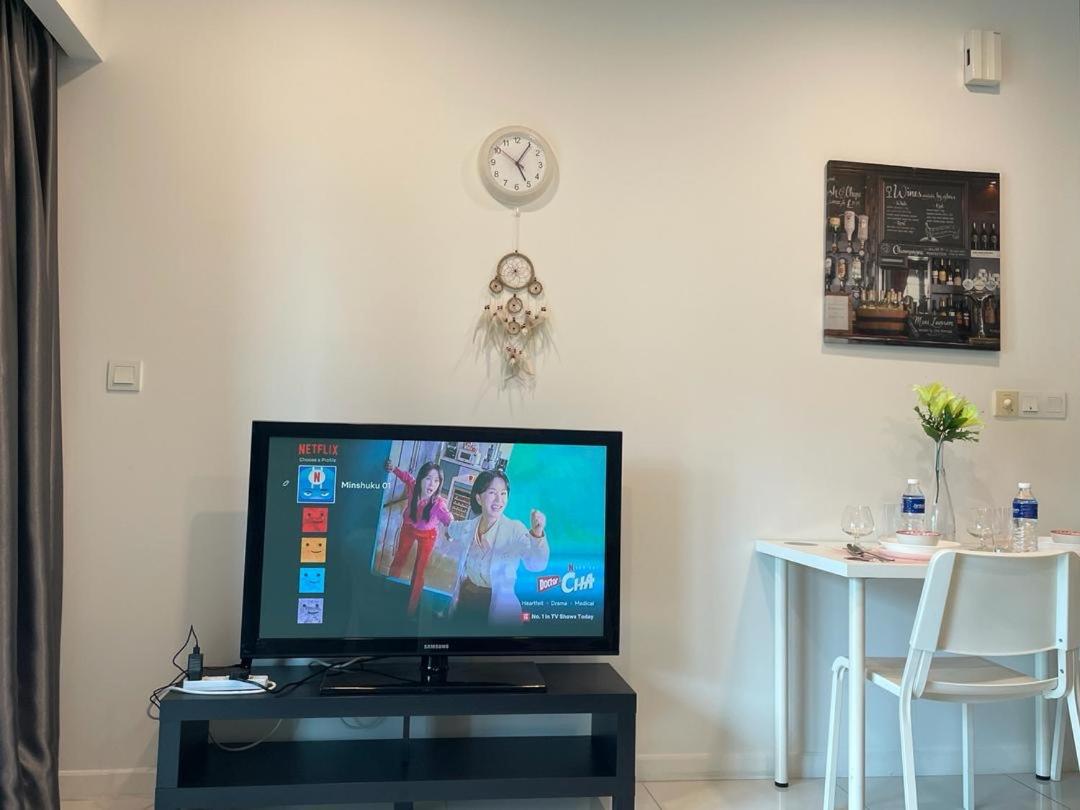 Mercu summer suites By Premium Charter