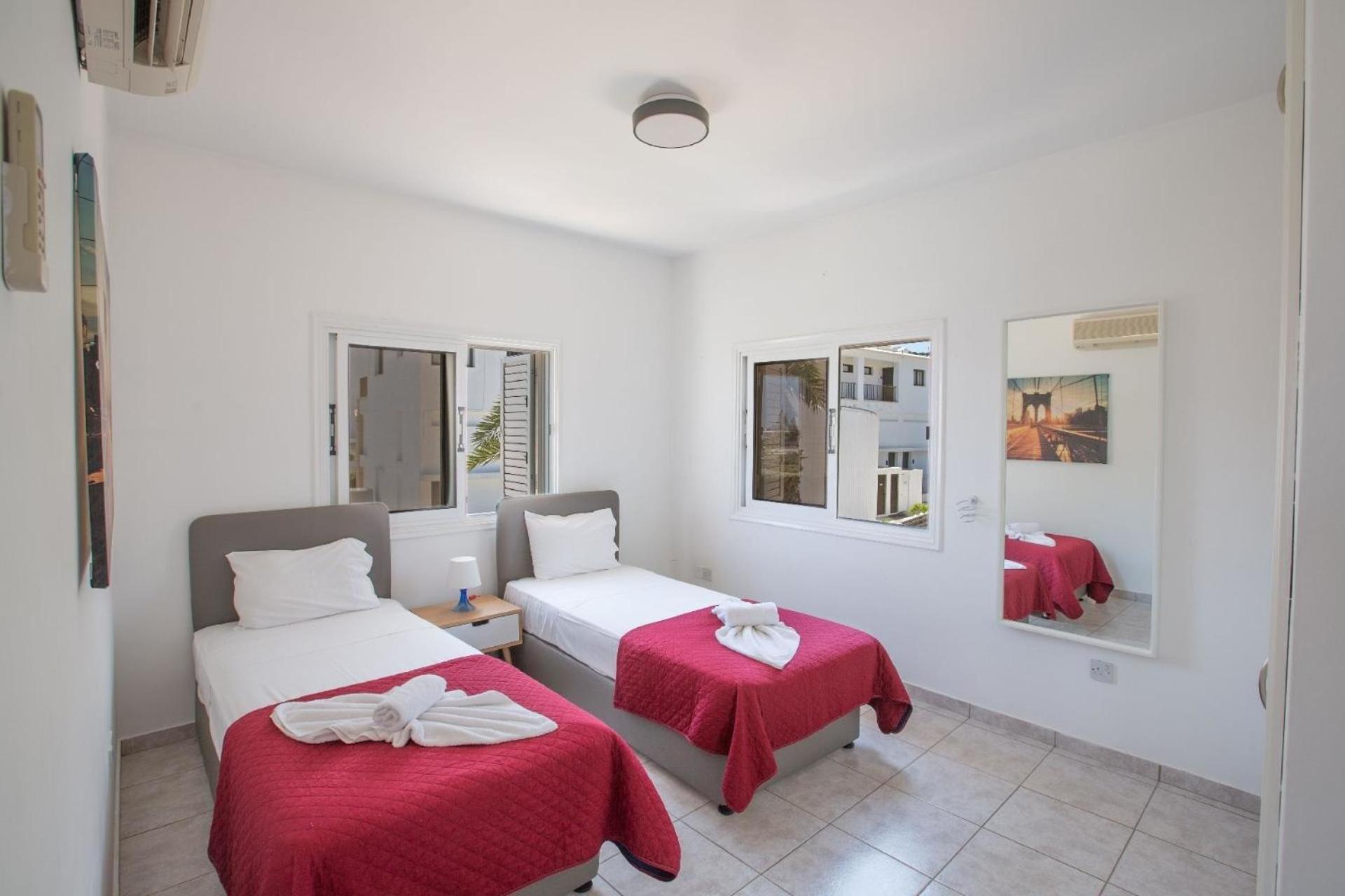 Ferienhaus mit Privatpool für 9 Personen ca 190 qm in Protaras, Südküste von Zypern