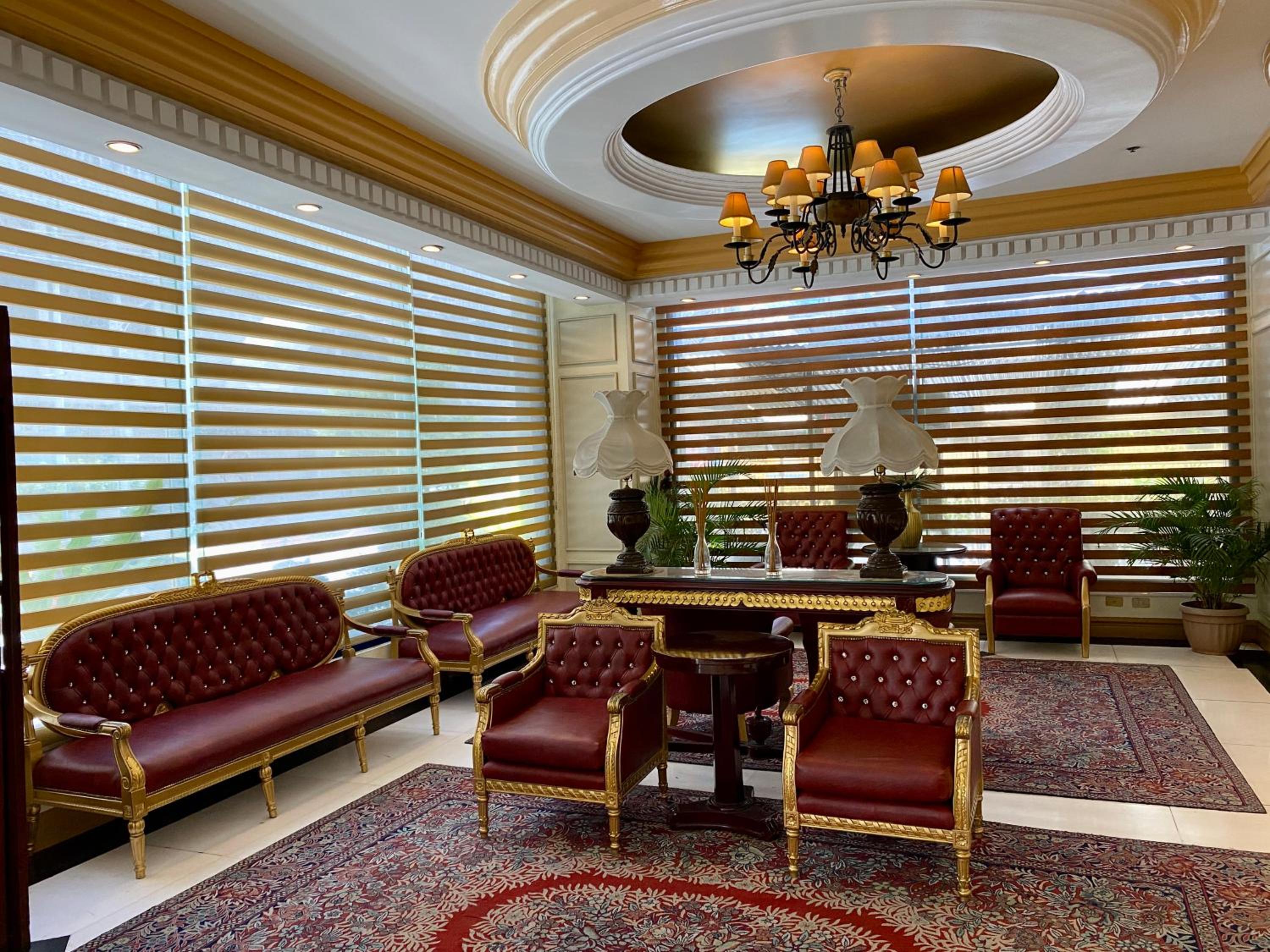 Maharaja Oriental Suite Makati