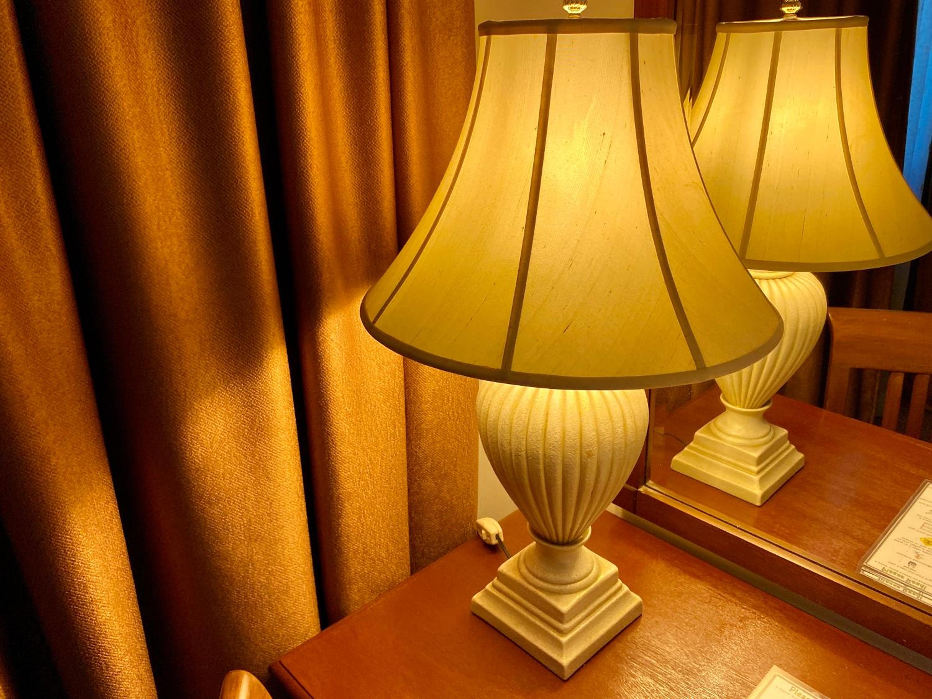Maharaja Oriental Suite Makati