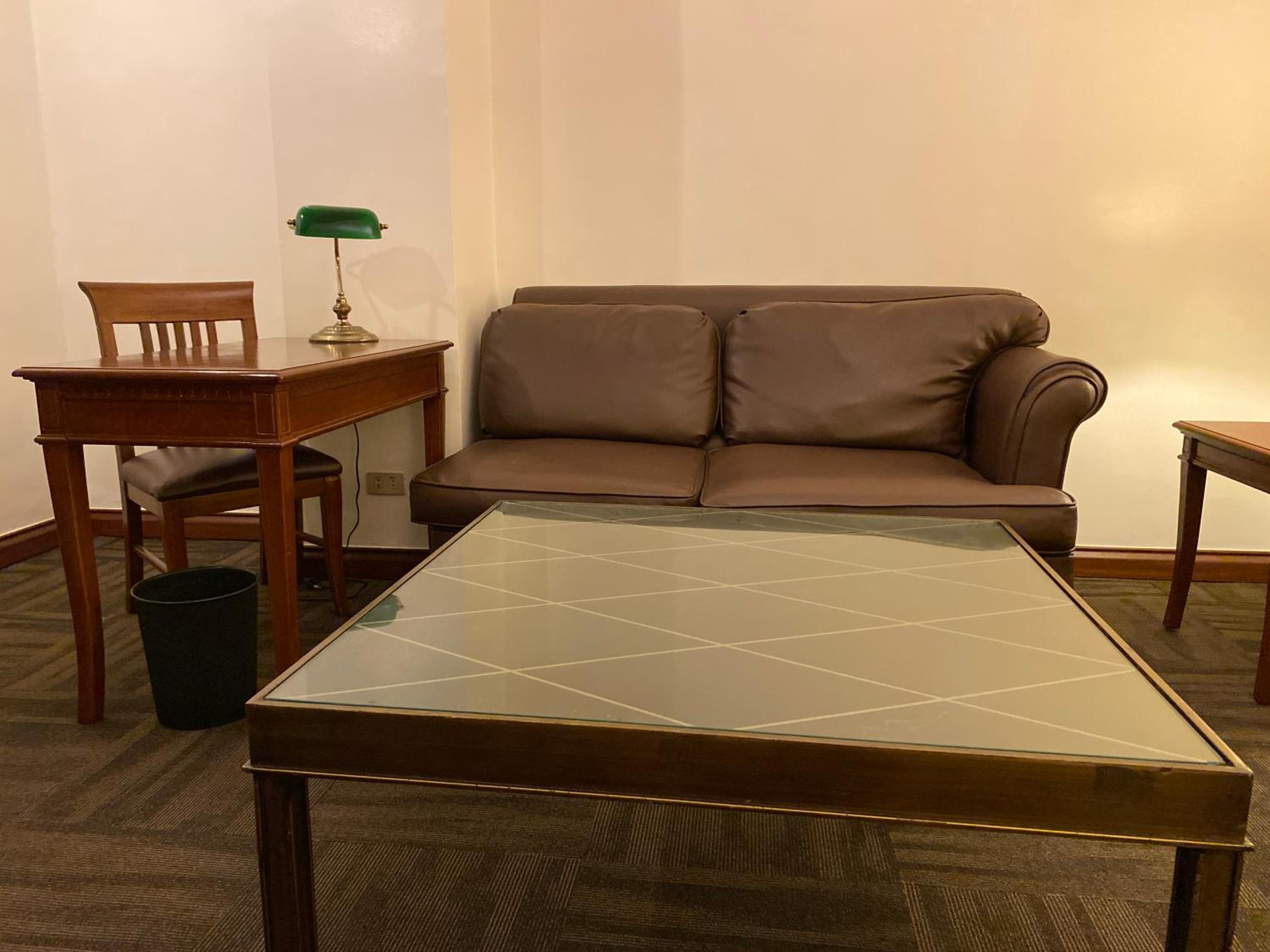 Maharaja Oriental Suite Makati