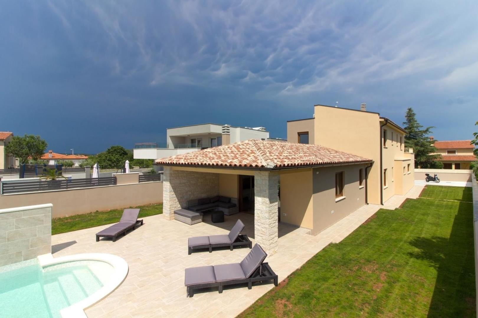 Ferienhaus mit Privatpool für 8 Personen ca 120 qm in Šišan, Istrien Südküste von Istrien view 4