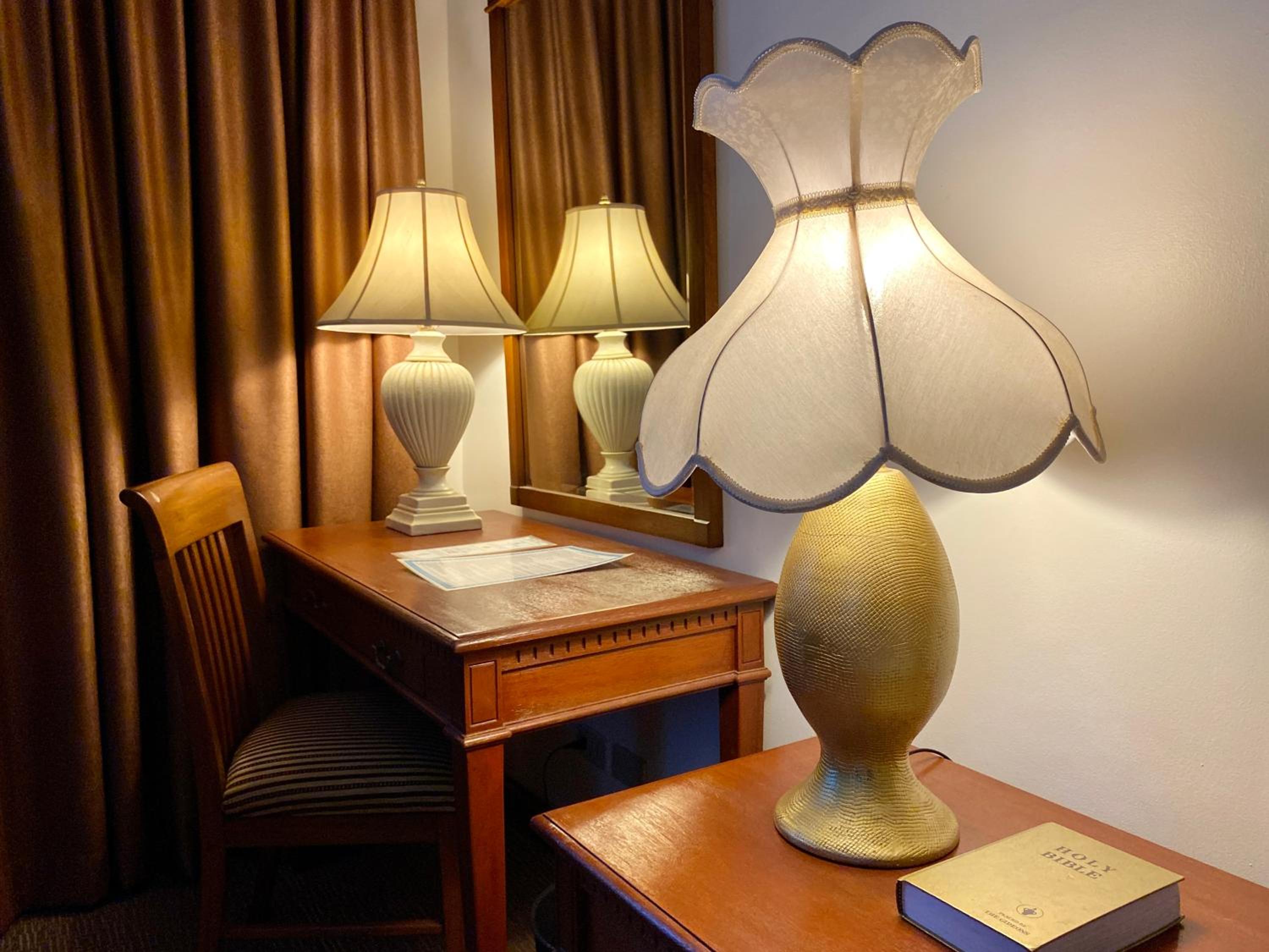 Maharaja Oriental Suite Makati
