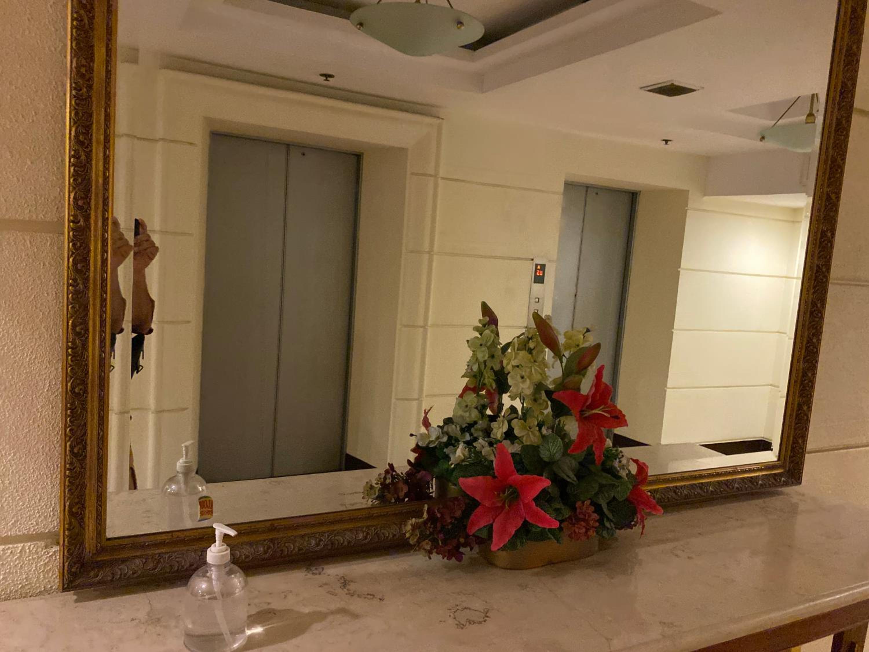 Maharaja Oriental Suite Makati