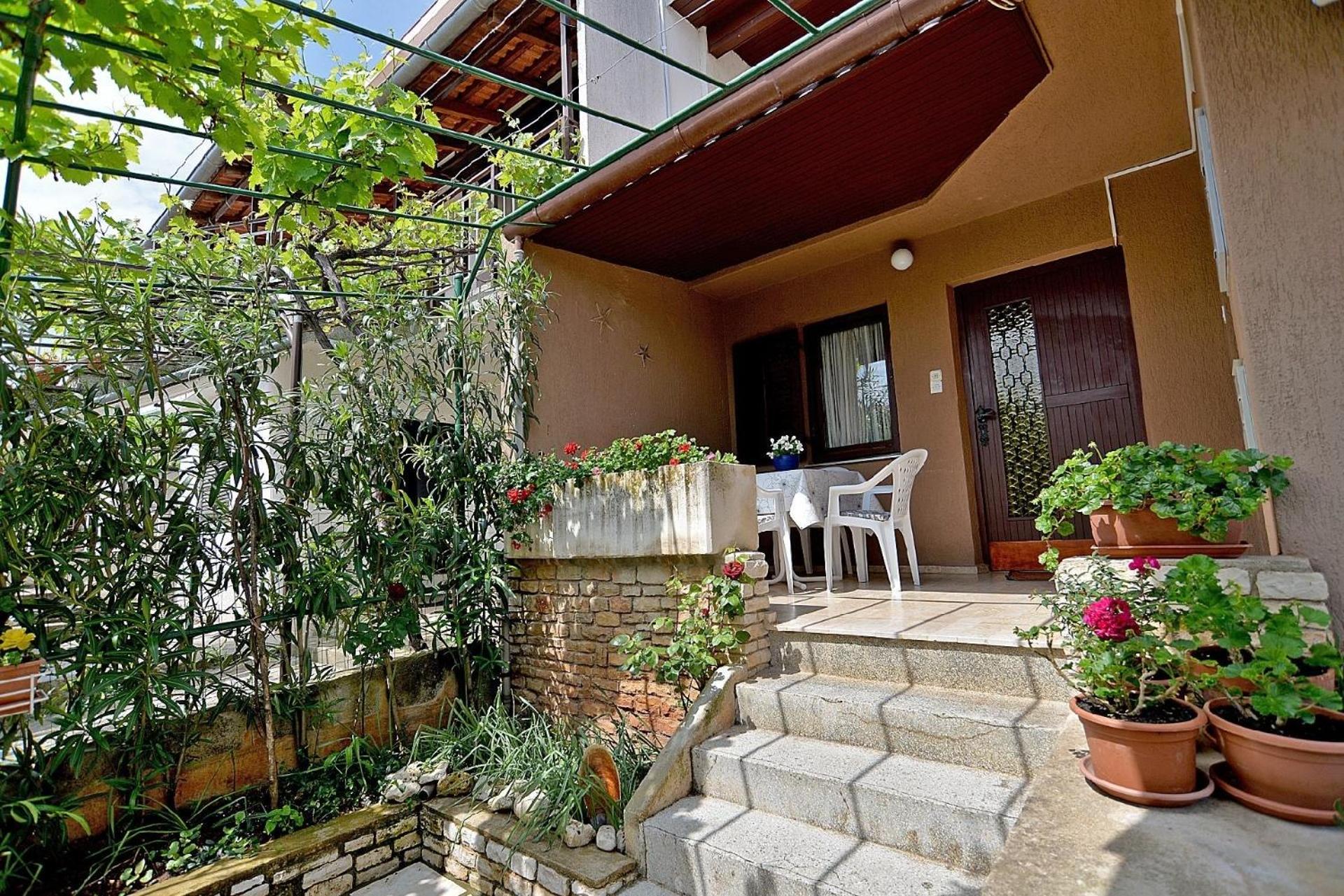 Ferienwohnung für 4 Personen ca 40 qm in Pula, Istrien Istrische Riviera - b54407 view 3