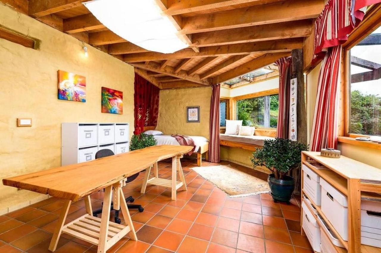 Whare Aroha: Retreat to Wellness
