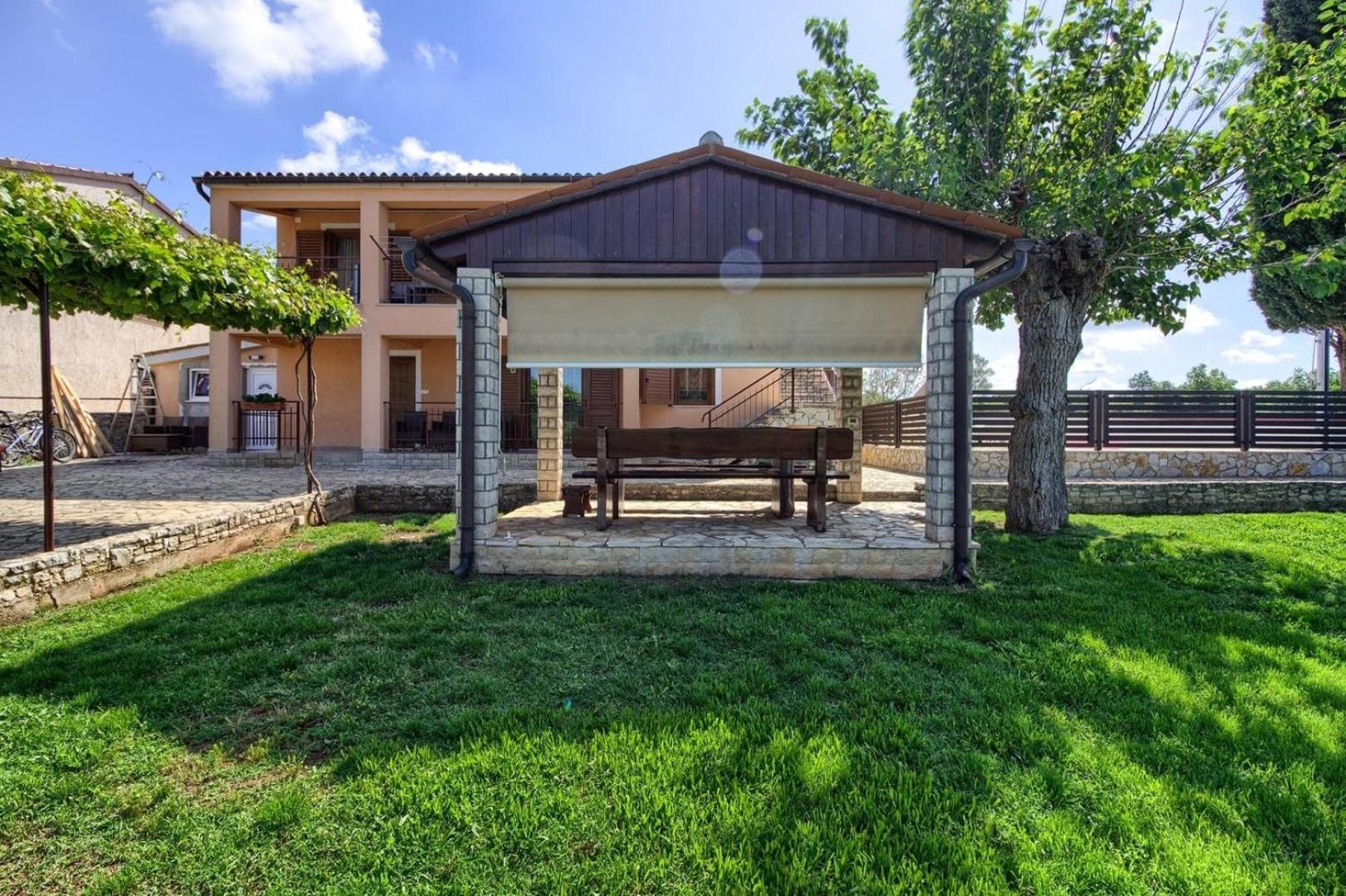 Ferienhaus mit Privatpool für 5 Personen ca 100 qm in Gajana, Istrien Istrische Riviera view 3
