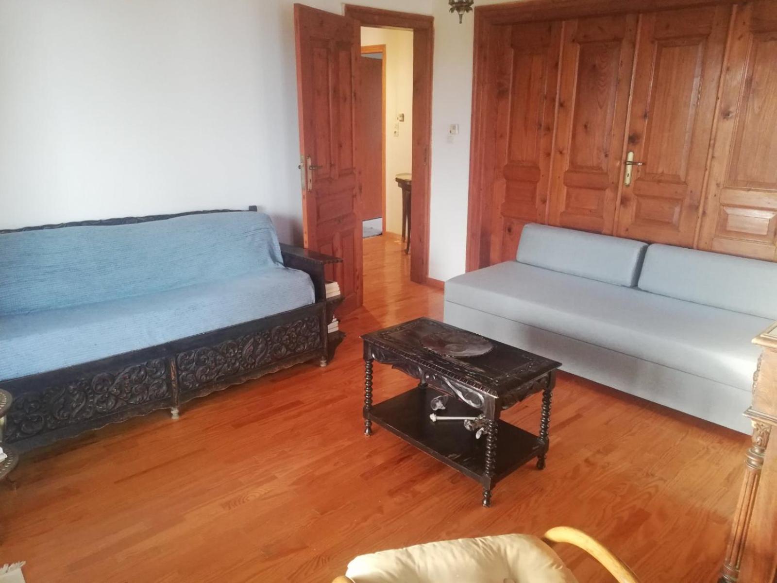 ZISSI'S HOUSE