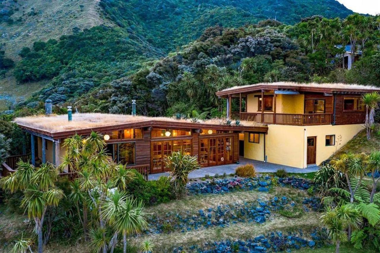 Whare Aroha: Retreat to Wellness