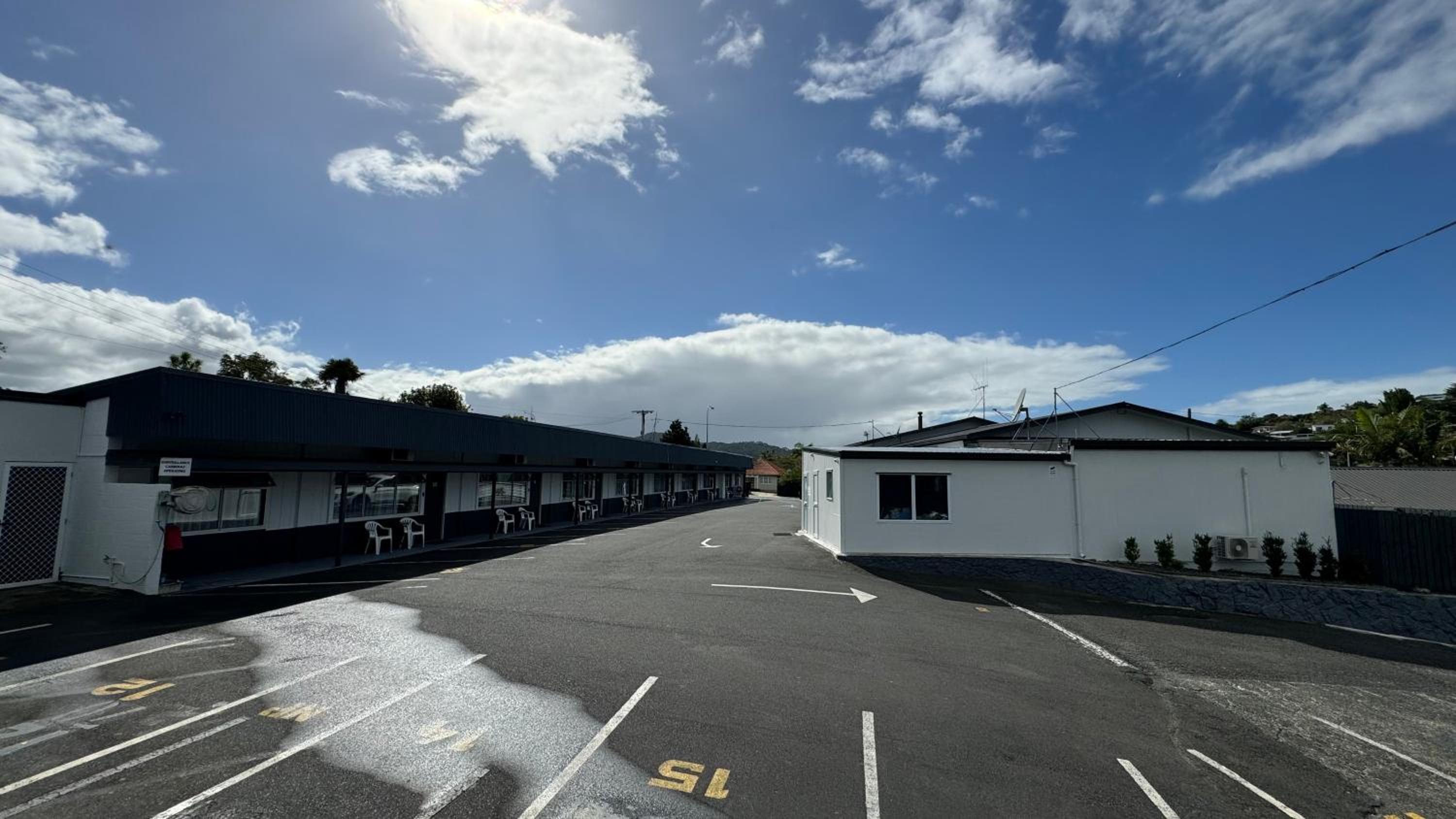 Central Court Motel