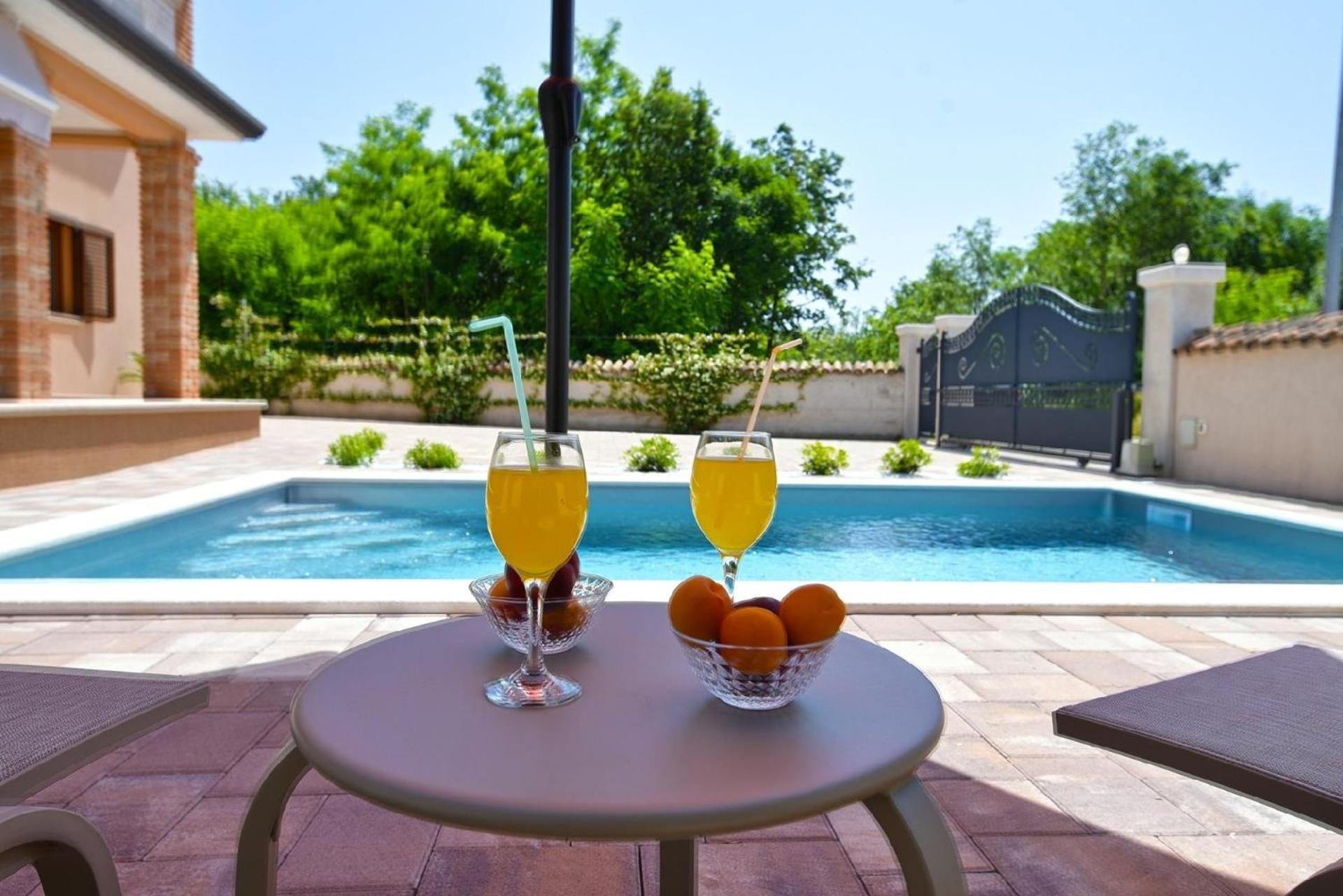 Ferienhaus mit Privatpool für 6 Personen ca 130 qm in Kosinožići, Poreč, Istrien Istrische Riviera view 4