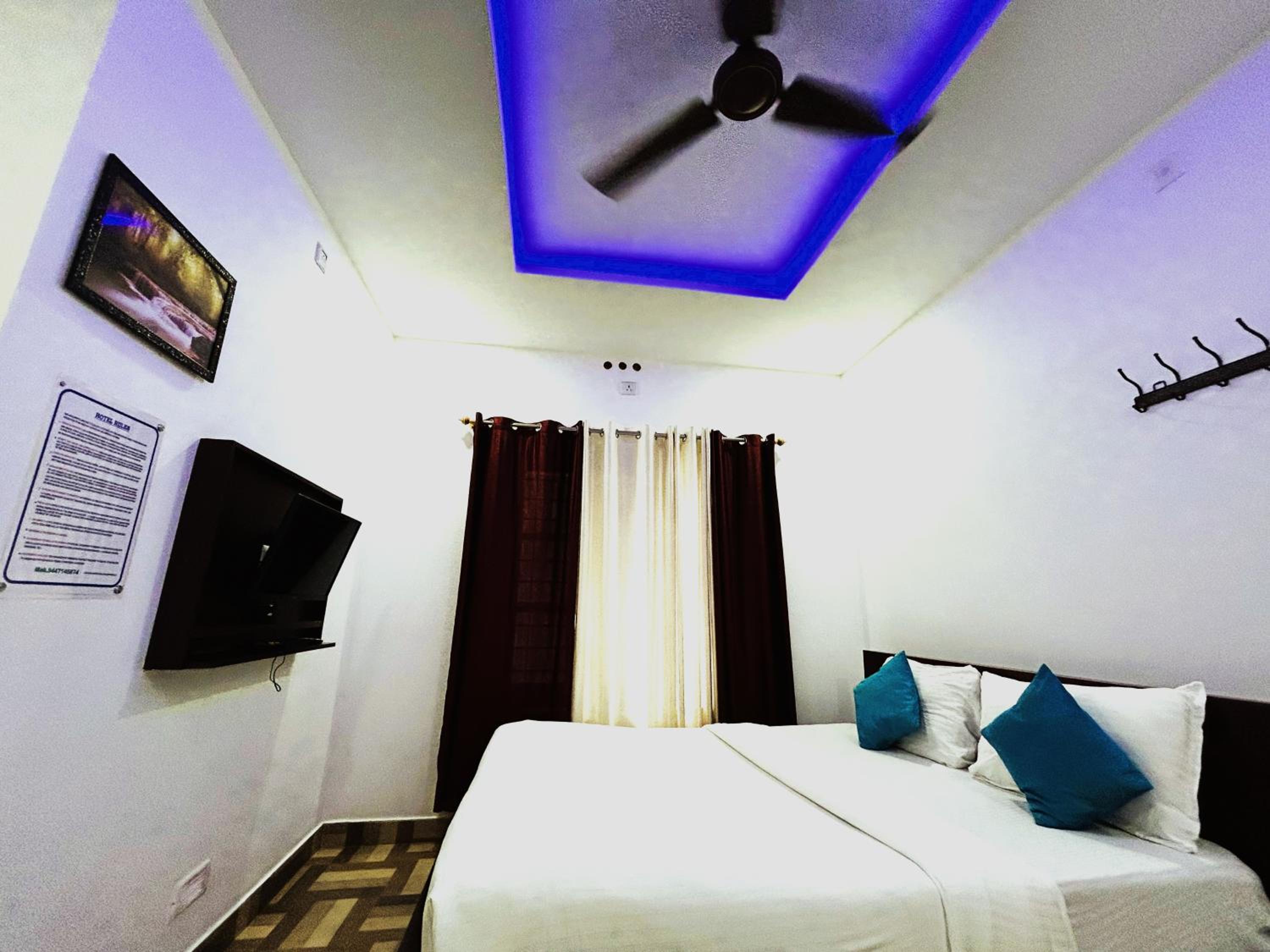 Deluxe Residency