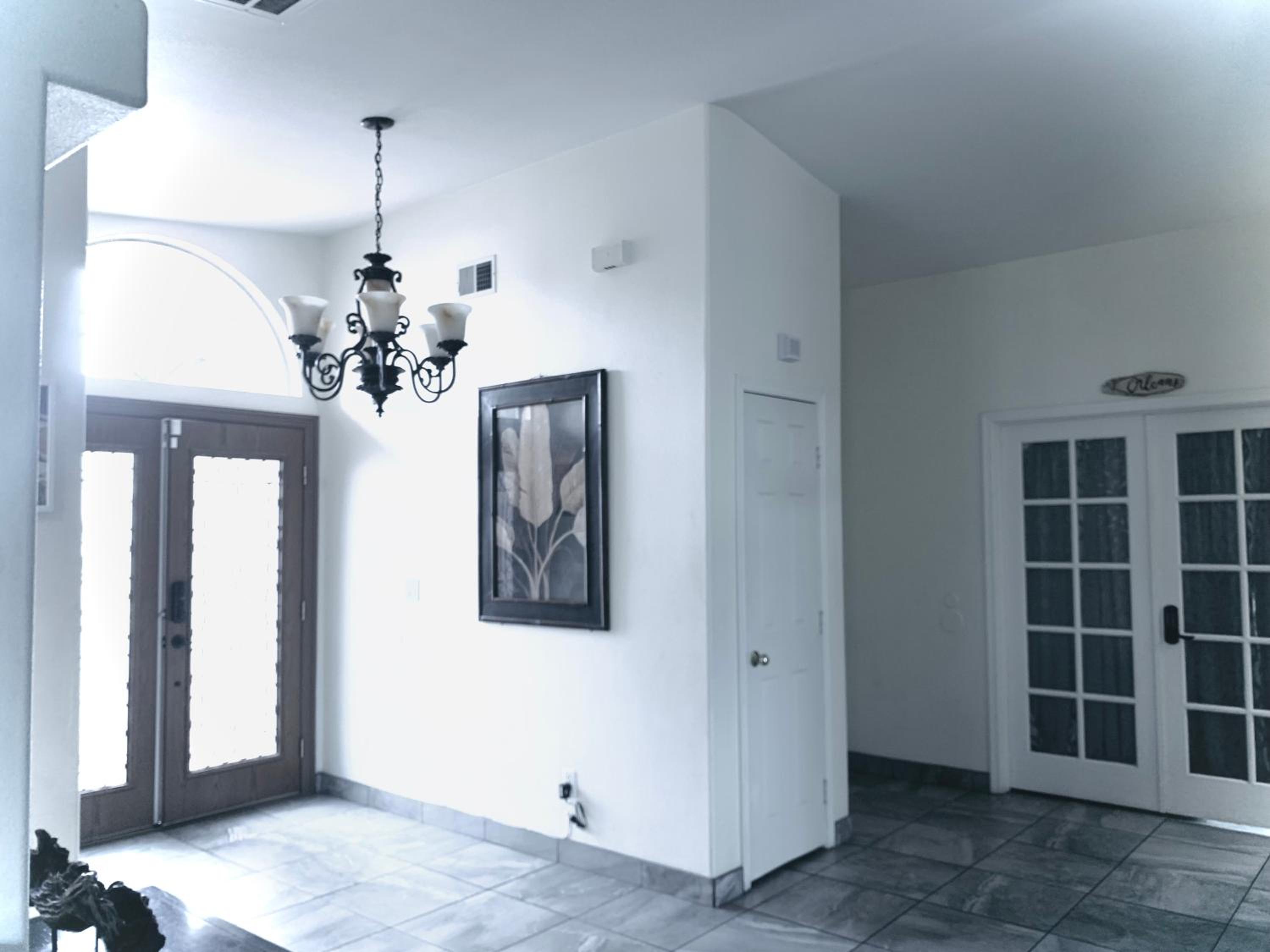 Watercreek-Four-bedroom house in Las Vegas