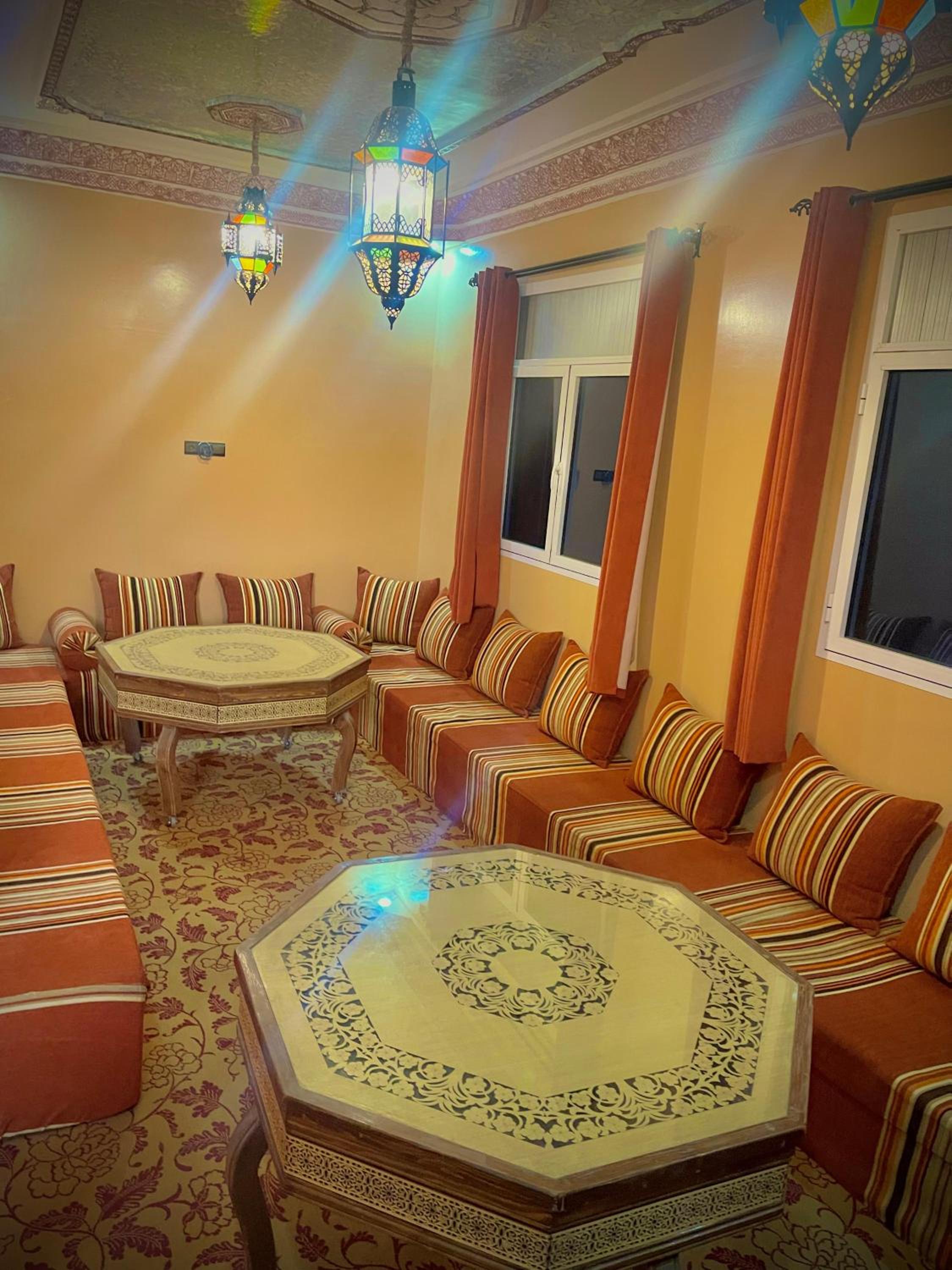 lounge