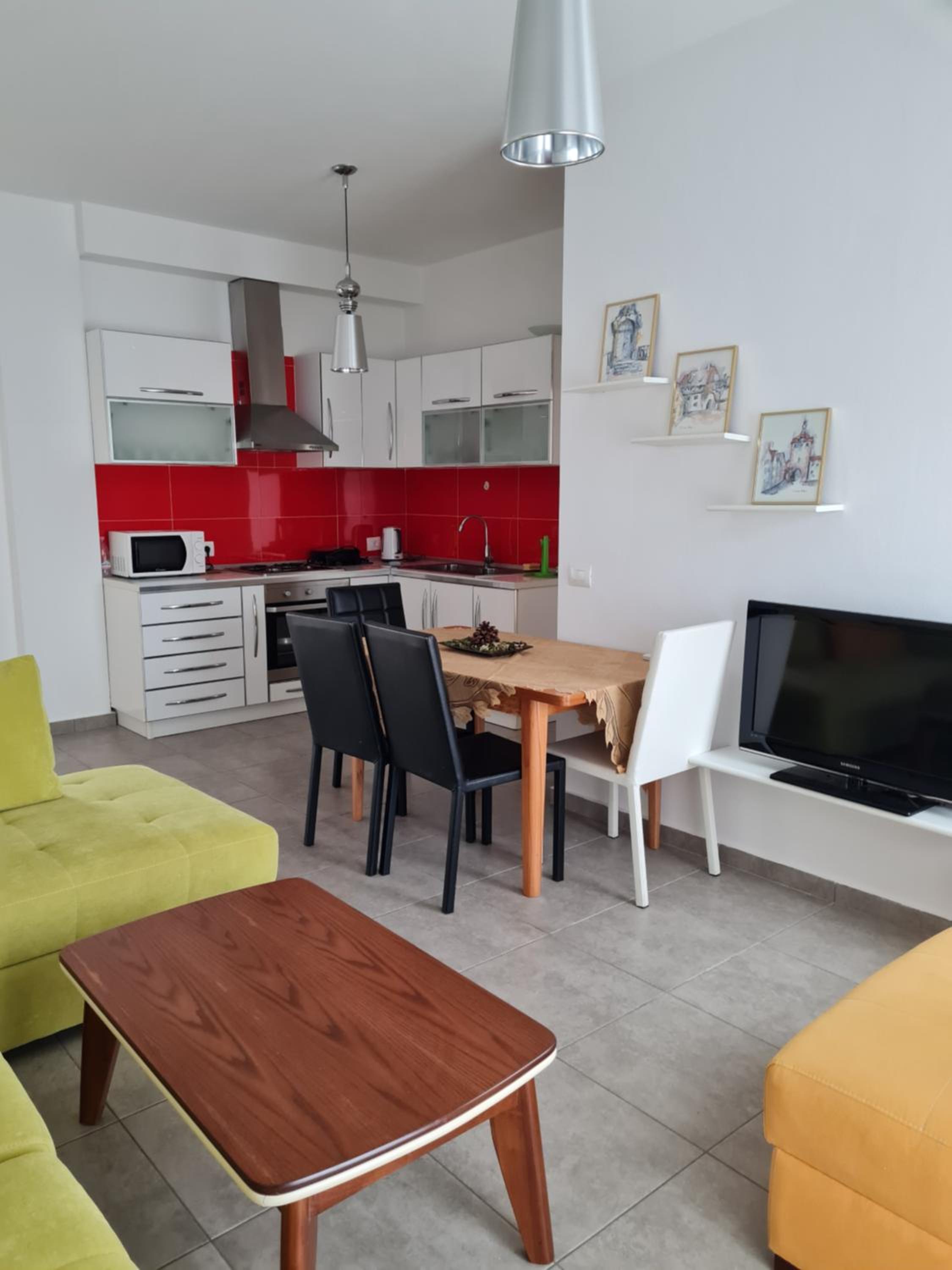 Gjiri I Lalzit apartament