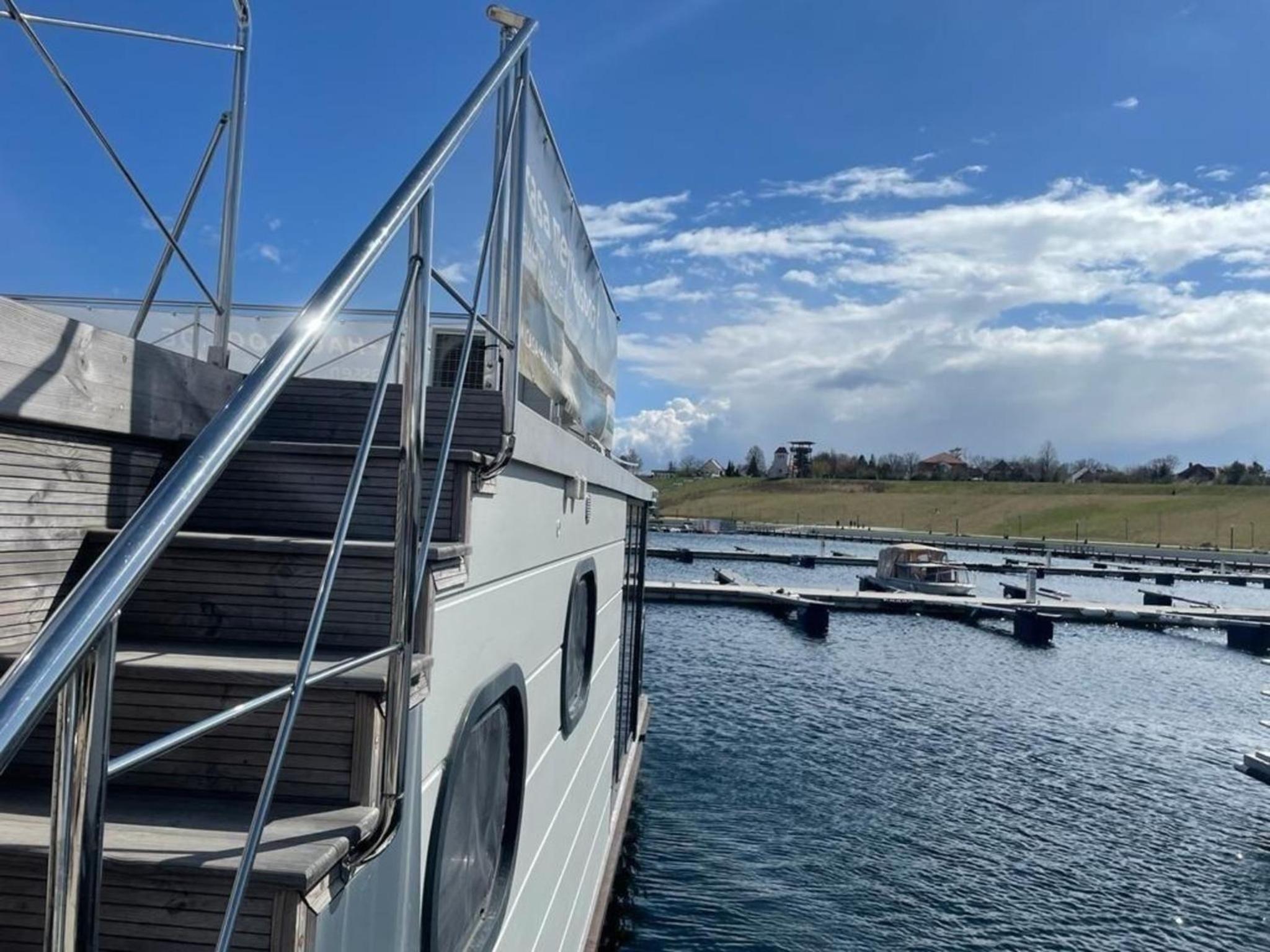 Hausboot Schiff fur 4 Personen ca 33 qm in Braunsbedra, Sachsen-Anhalt Halle-Saale-Unstrut-Region - Property Image 2