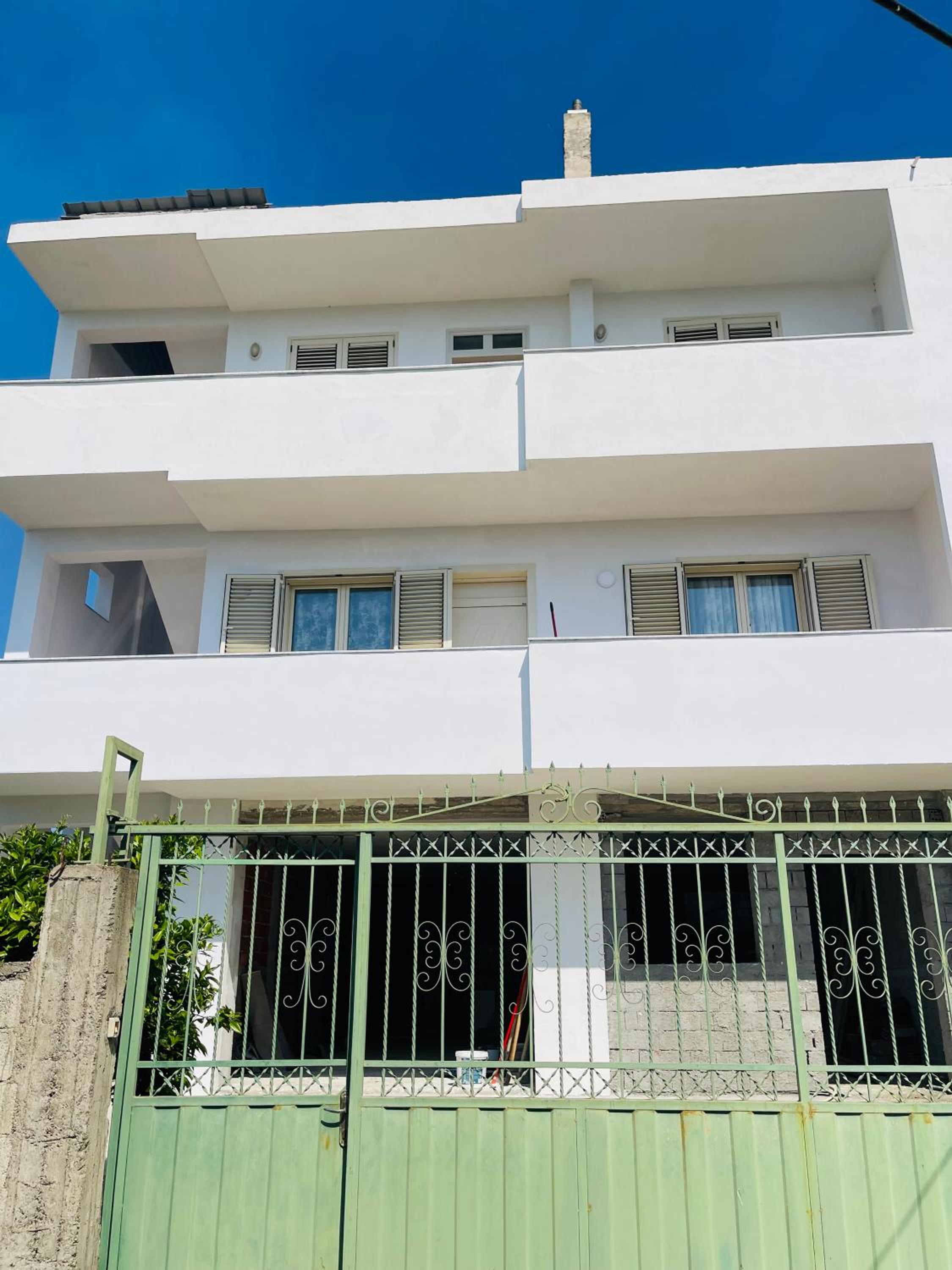 Blendi Guest House