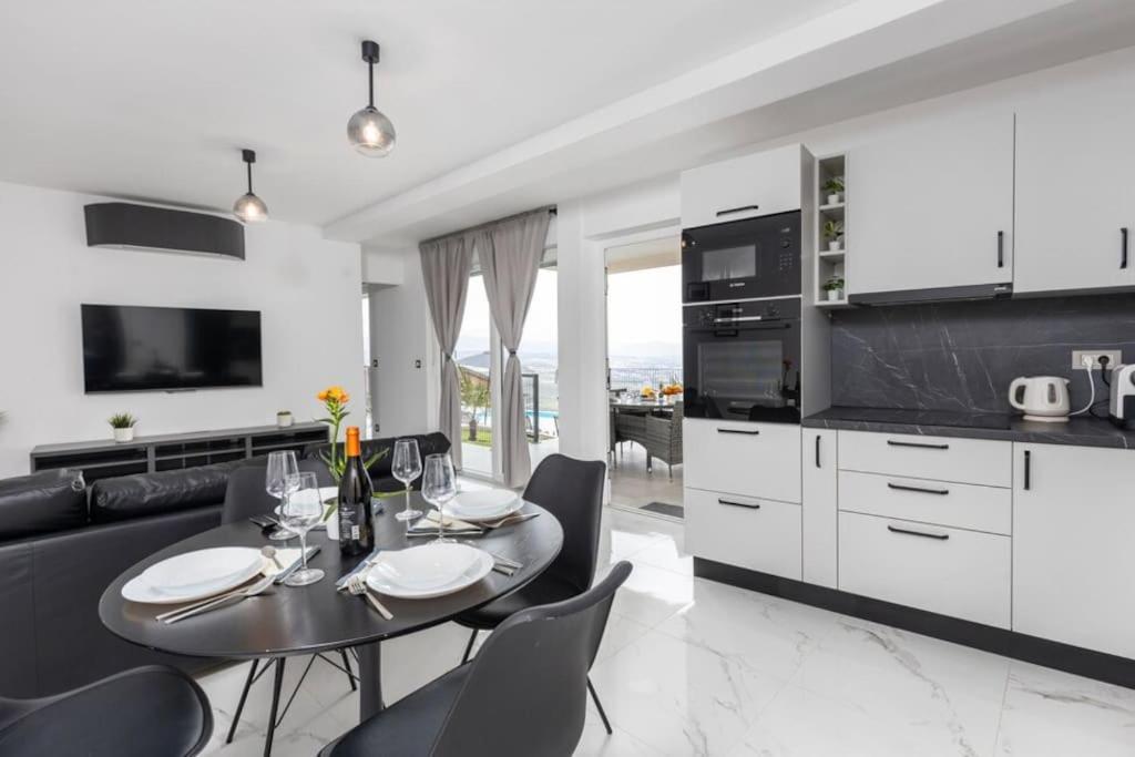 Apartman 2B view 4