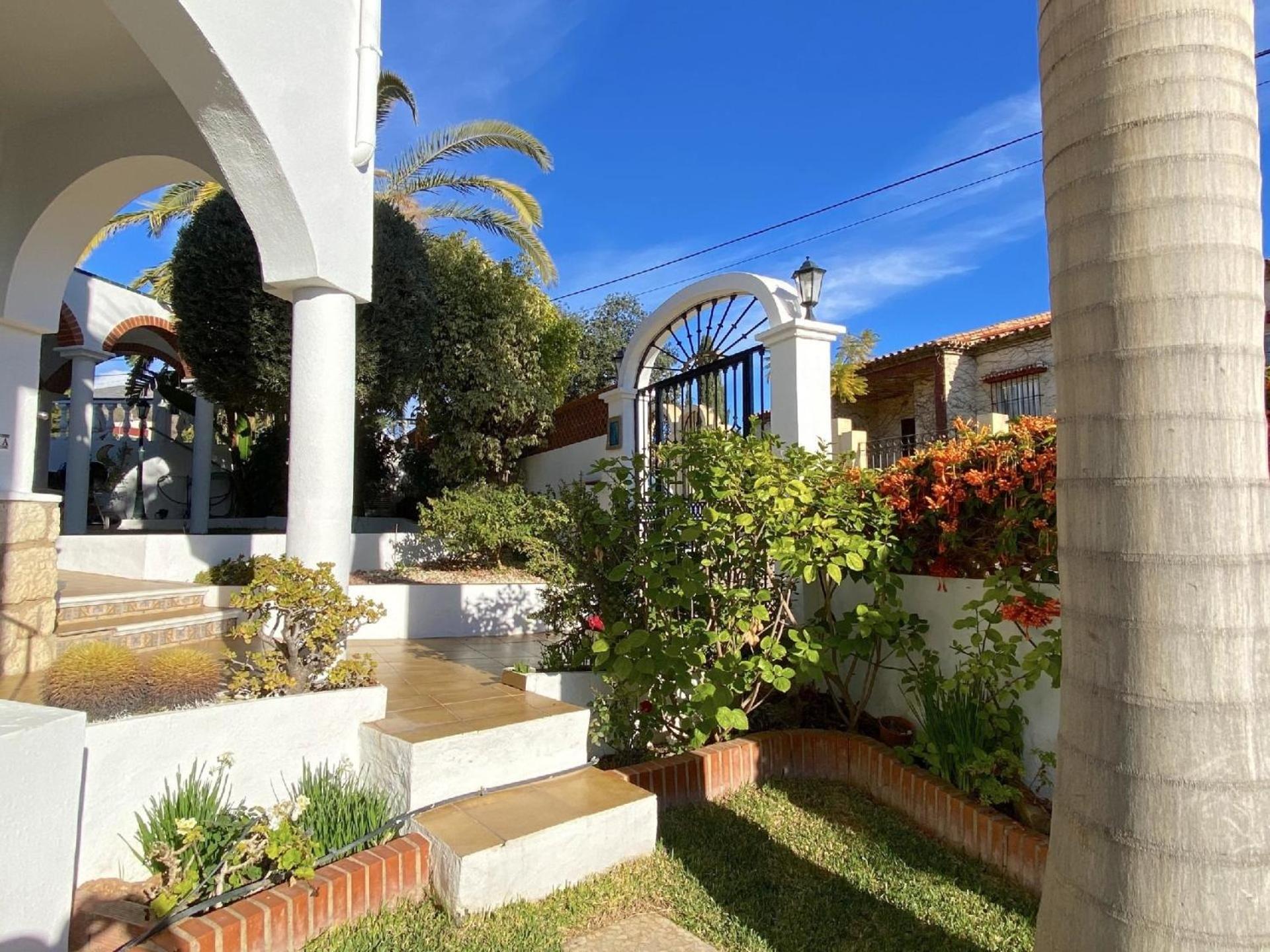 Ferienwohnung für 3 Personen ca 35 qm in Nerja, Andalusien Costa del Sol view 2