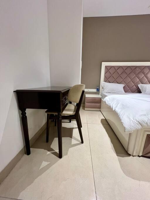 Luxury Studios Key8 (2BHK) with Pretty Urbana View