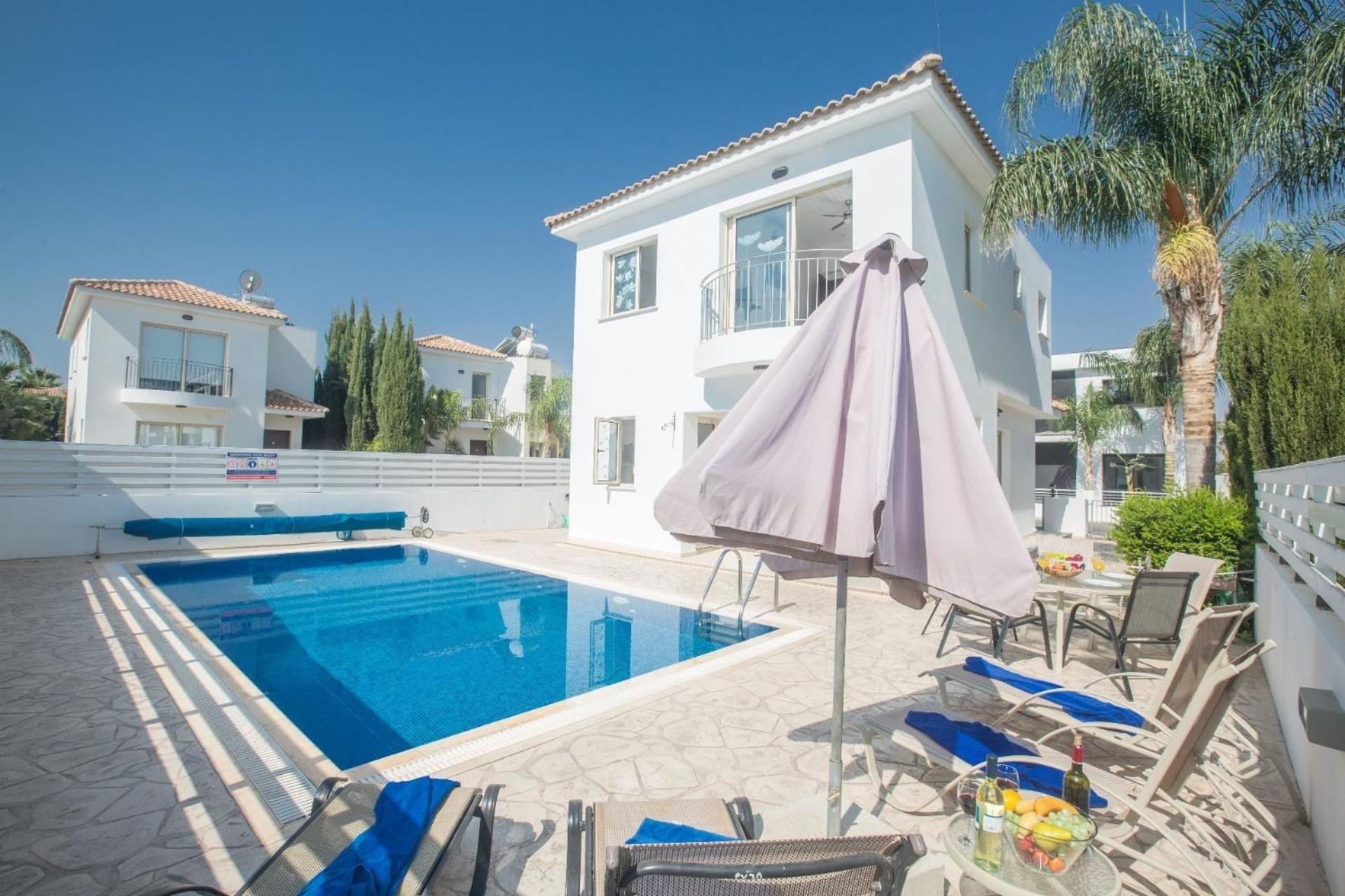 Ferienhaus mit Privatpool für 6 Personen ca 130 qm in Pernera, Südküste von Zypern