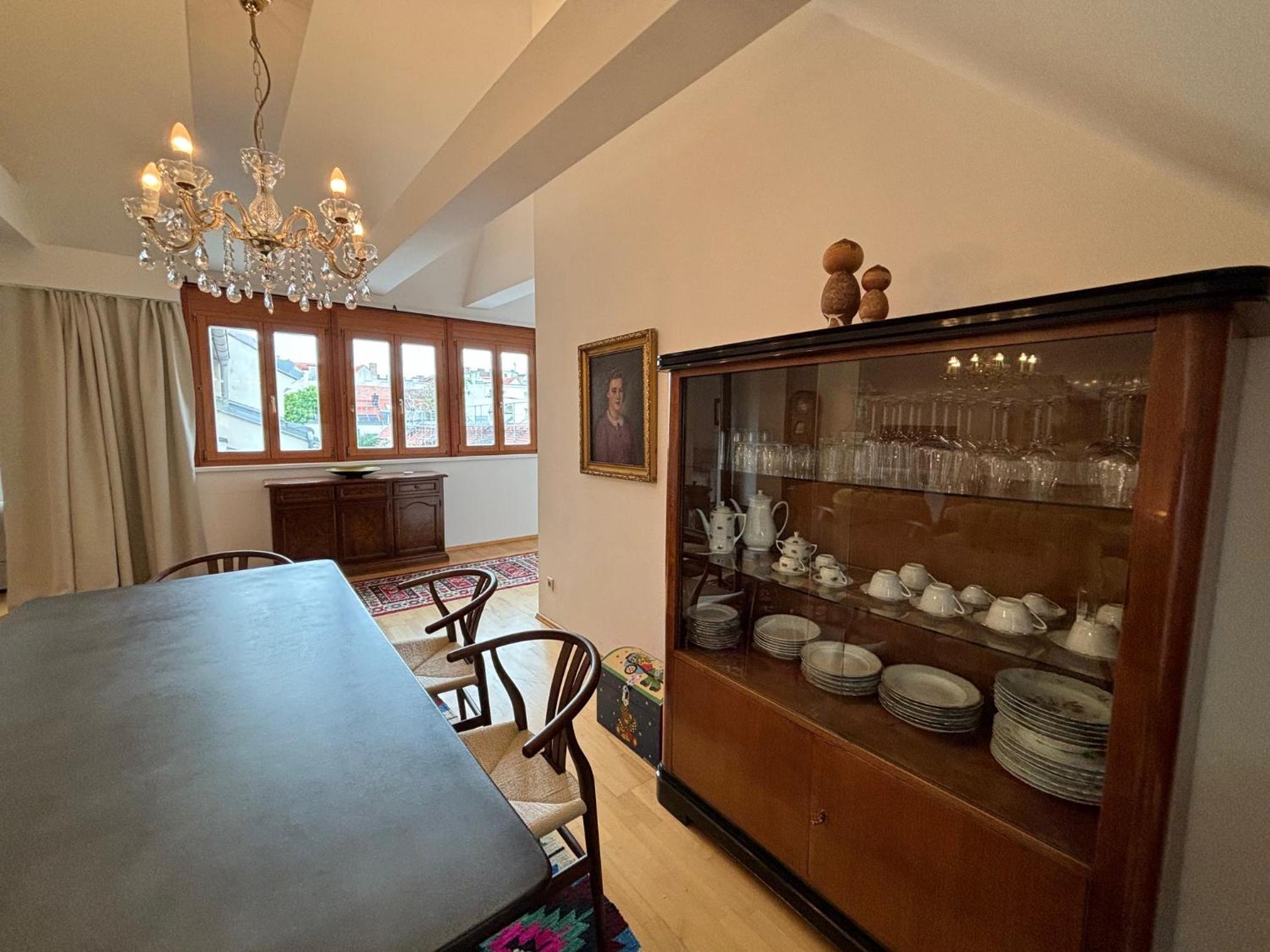 Großzügiges Apartment in historischem Gebäude