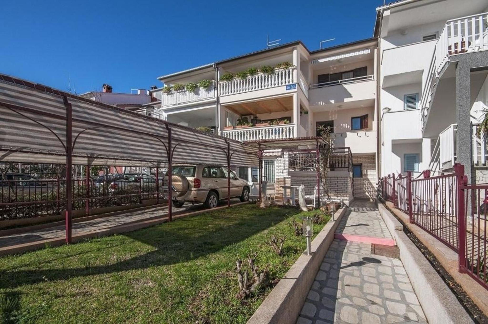 Ferienwohnung für 8 Personen ca 120 qm in Pula, Istrien Istrische Riviera view 2