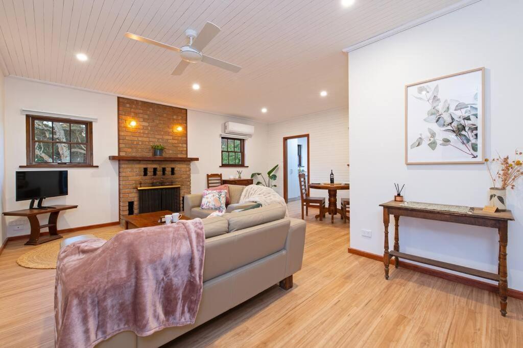 Blueberry Farm Cottage