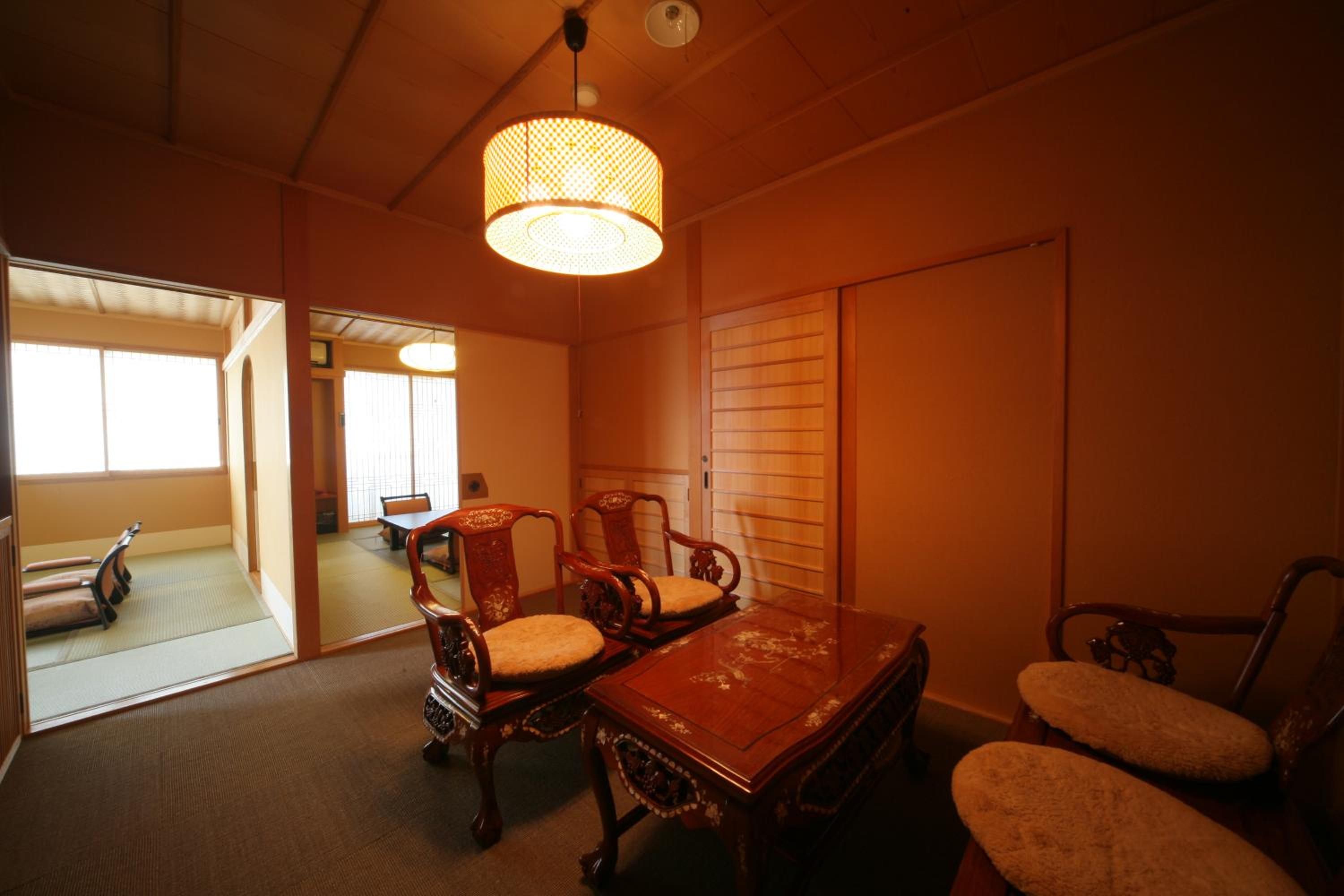 Oiwakeya Ryokan