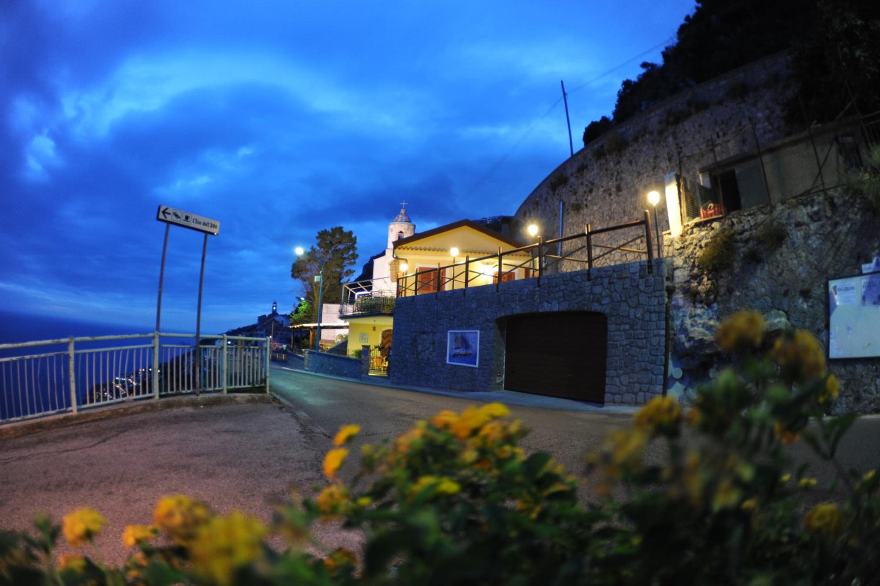 La Mela Blu