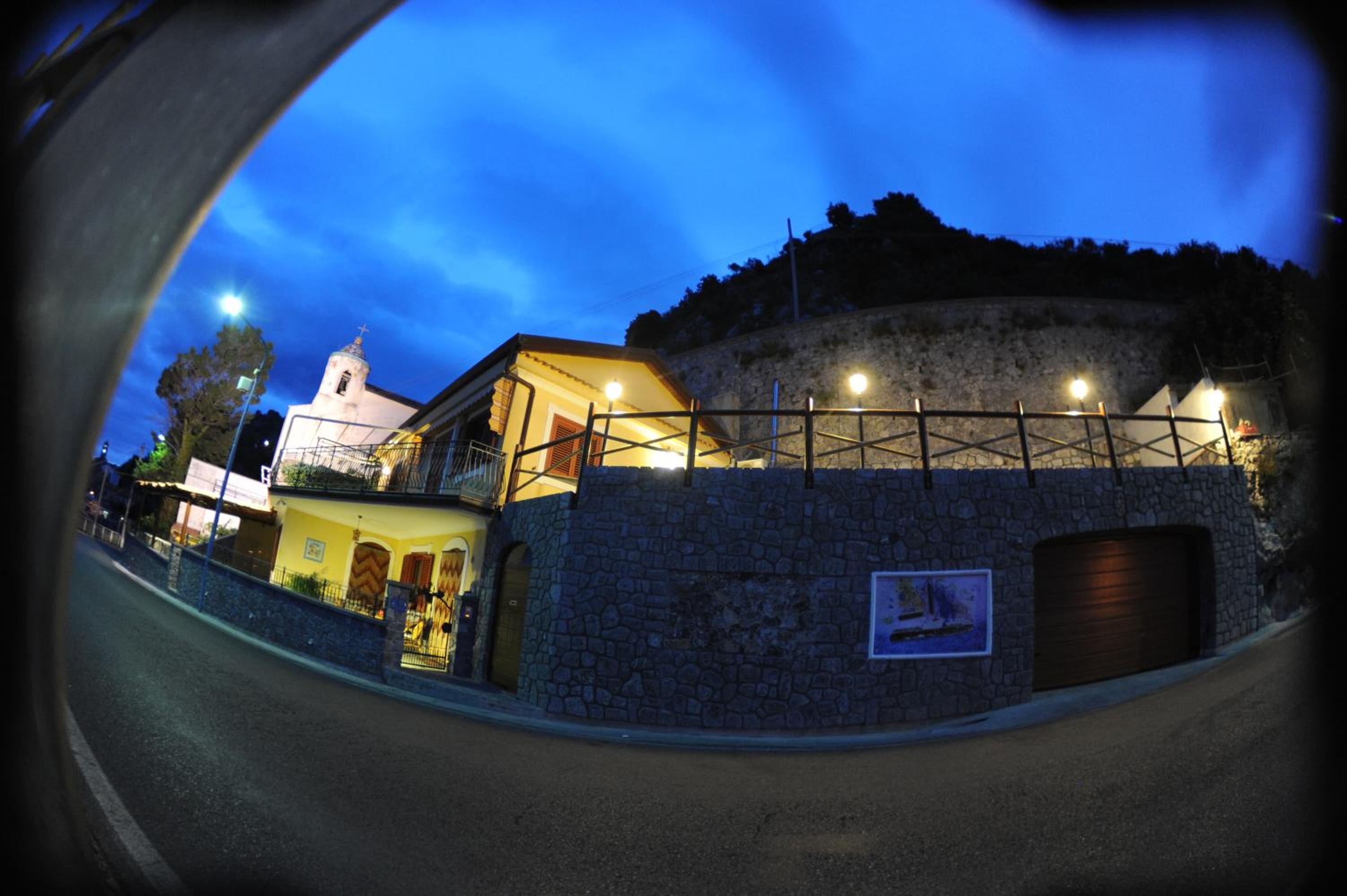 La Mela Blu