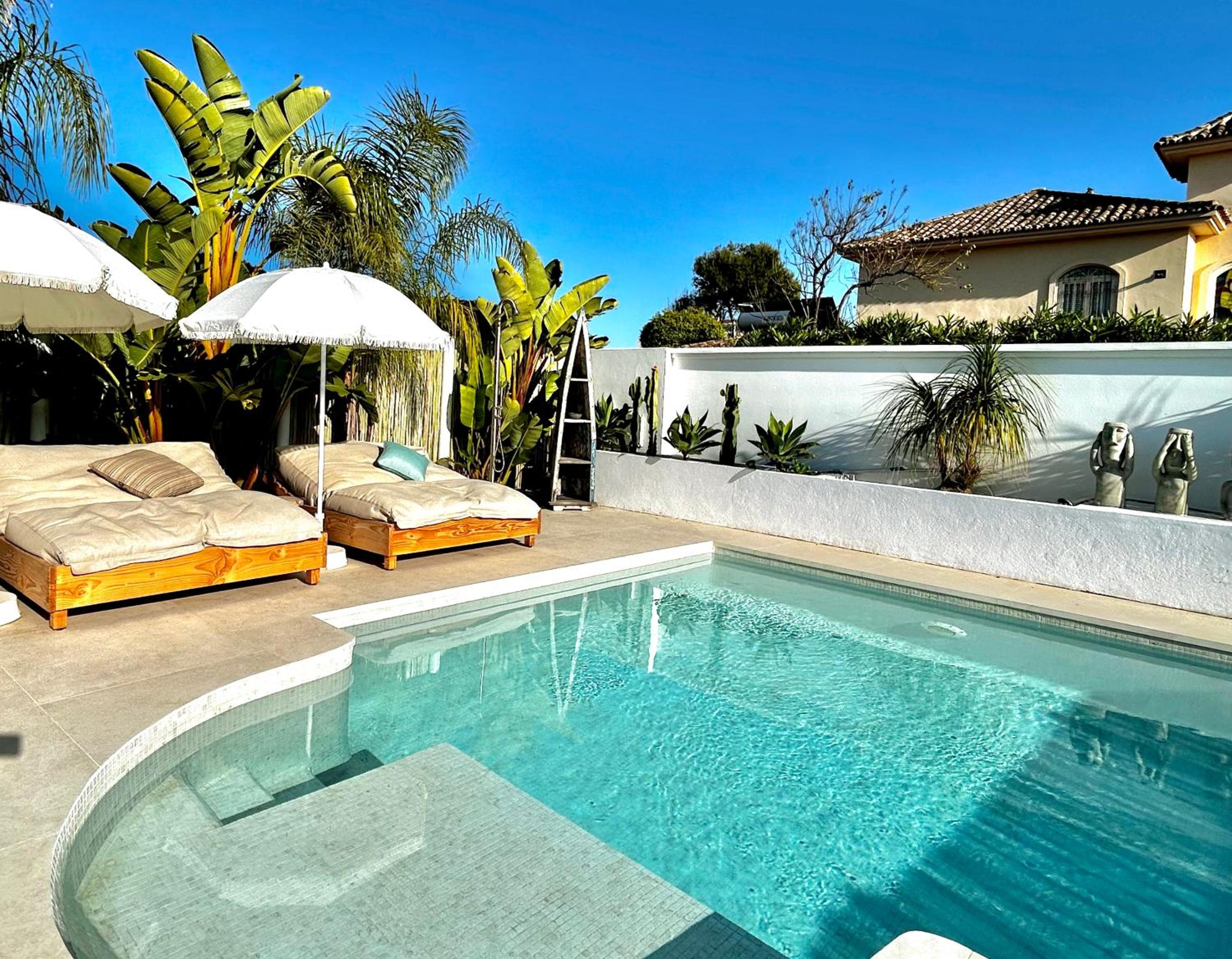 Hotel Casa Duende, Estepona, Private beach house with heated pool - Image 1