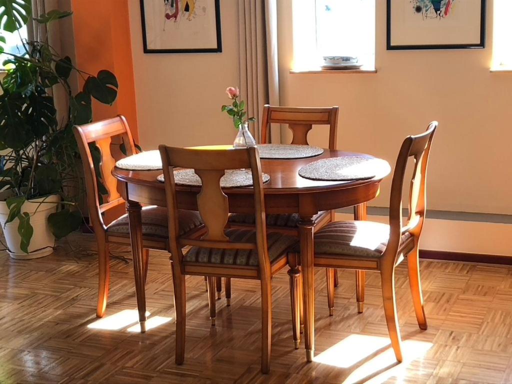 Heikendorf Große Ferienwohnung mit Terrasse